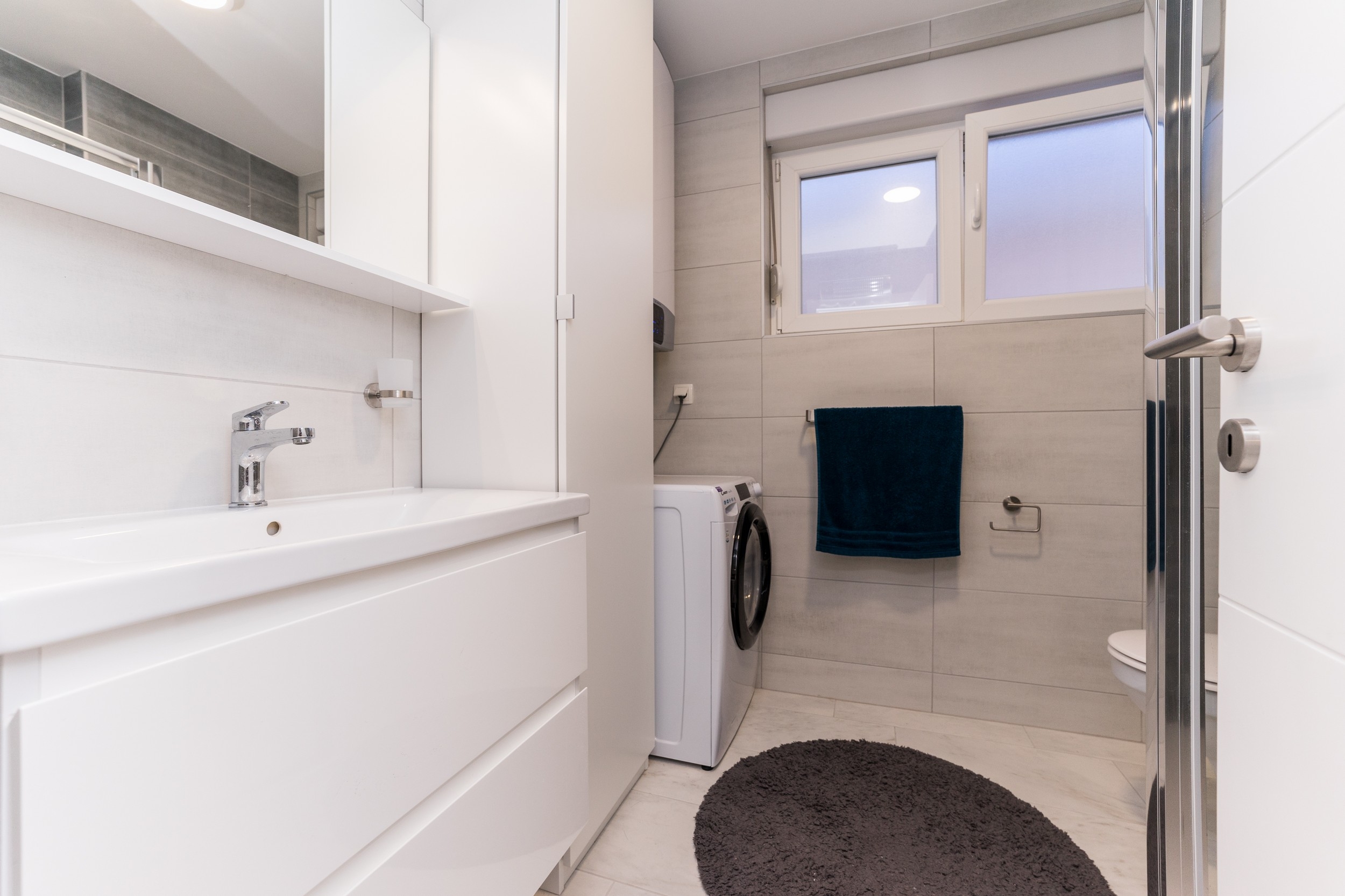 Three bedroom apartment near beach Vir  A-a