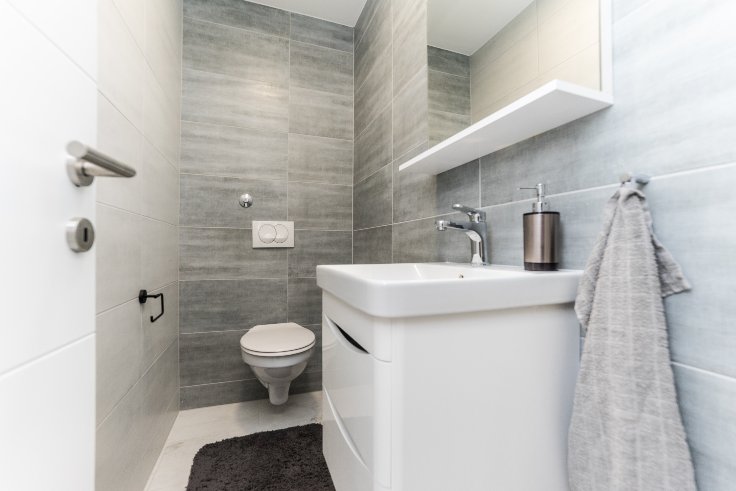 Three bedroom apartment near beach Vir  A-a