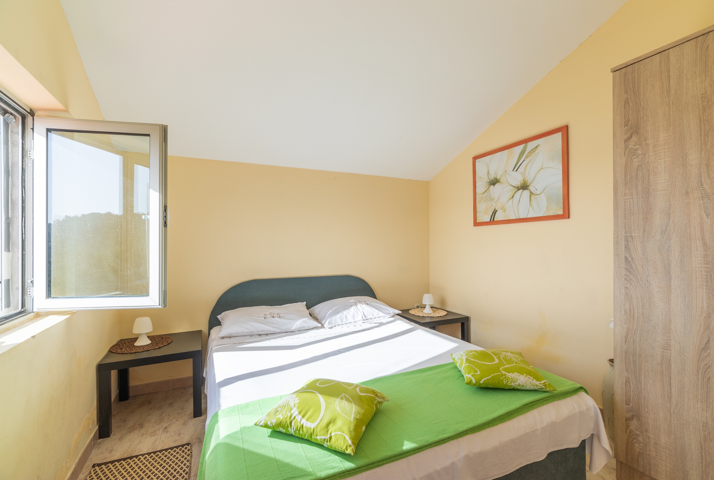 Four bedroom house with terrace and sea view Cove Zanavje, Korčula  K