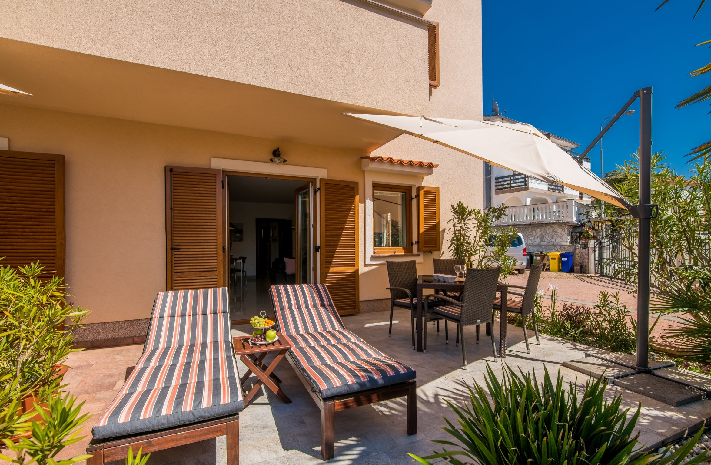 Two bedroom apartment with terrace Malinska, Krk (A-19227-a)