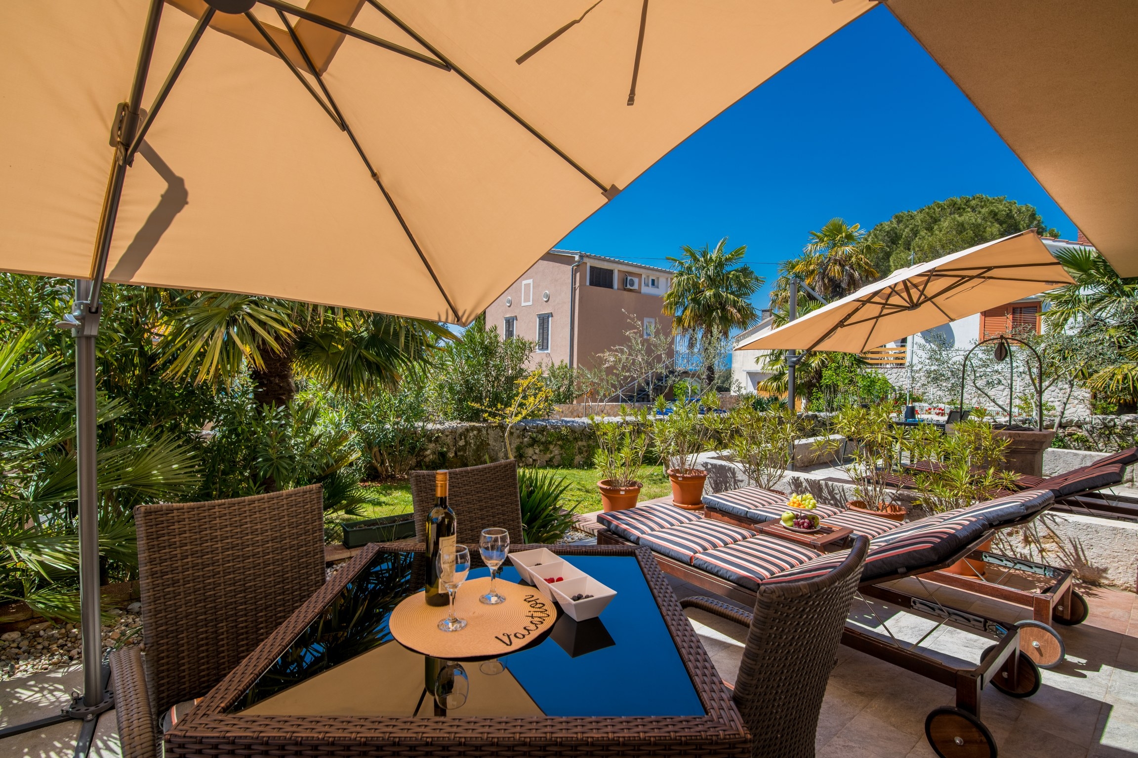 Two bedroom apartment with terrace Malinska, Krk  A-a