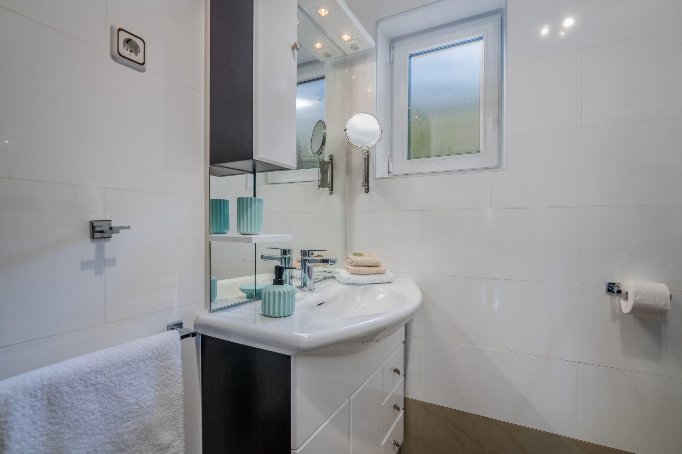 Two bedroom apartment with terrace and sea view Malinska, Krk  A-b