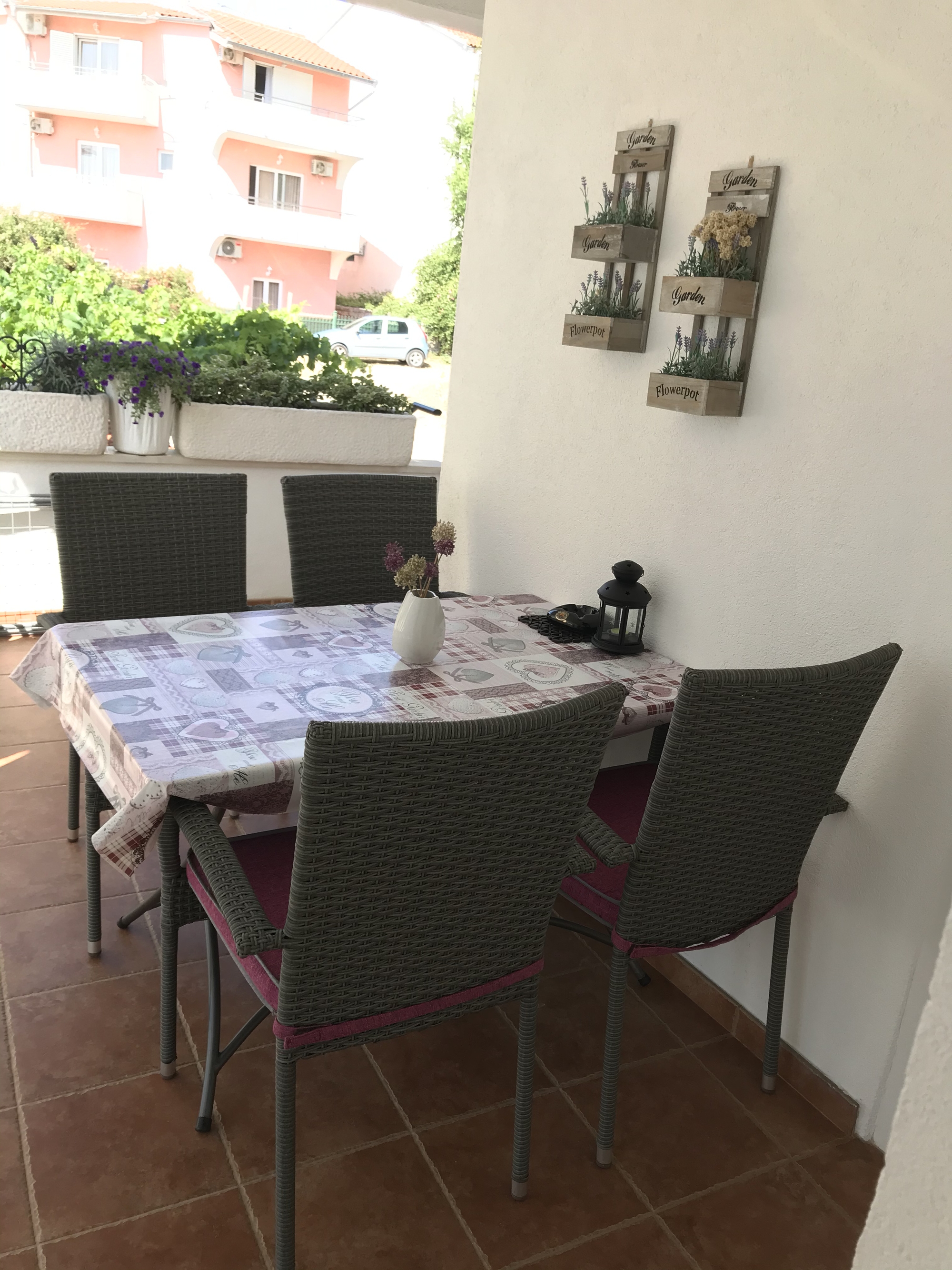 One bedroom apartment with terrace Primošten  A-a