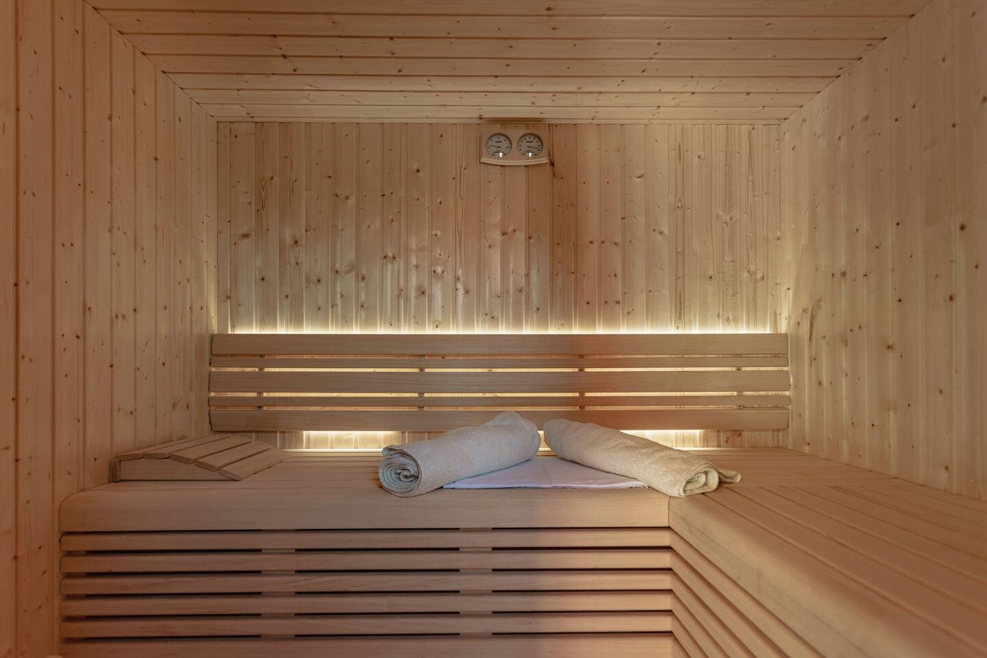 Three bedroom house with terrace Donja Stubica, Zagorje  K