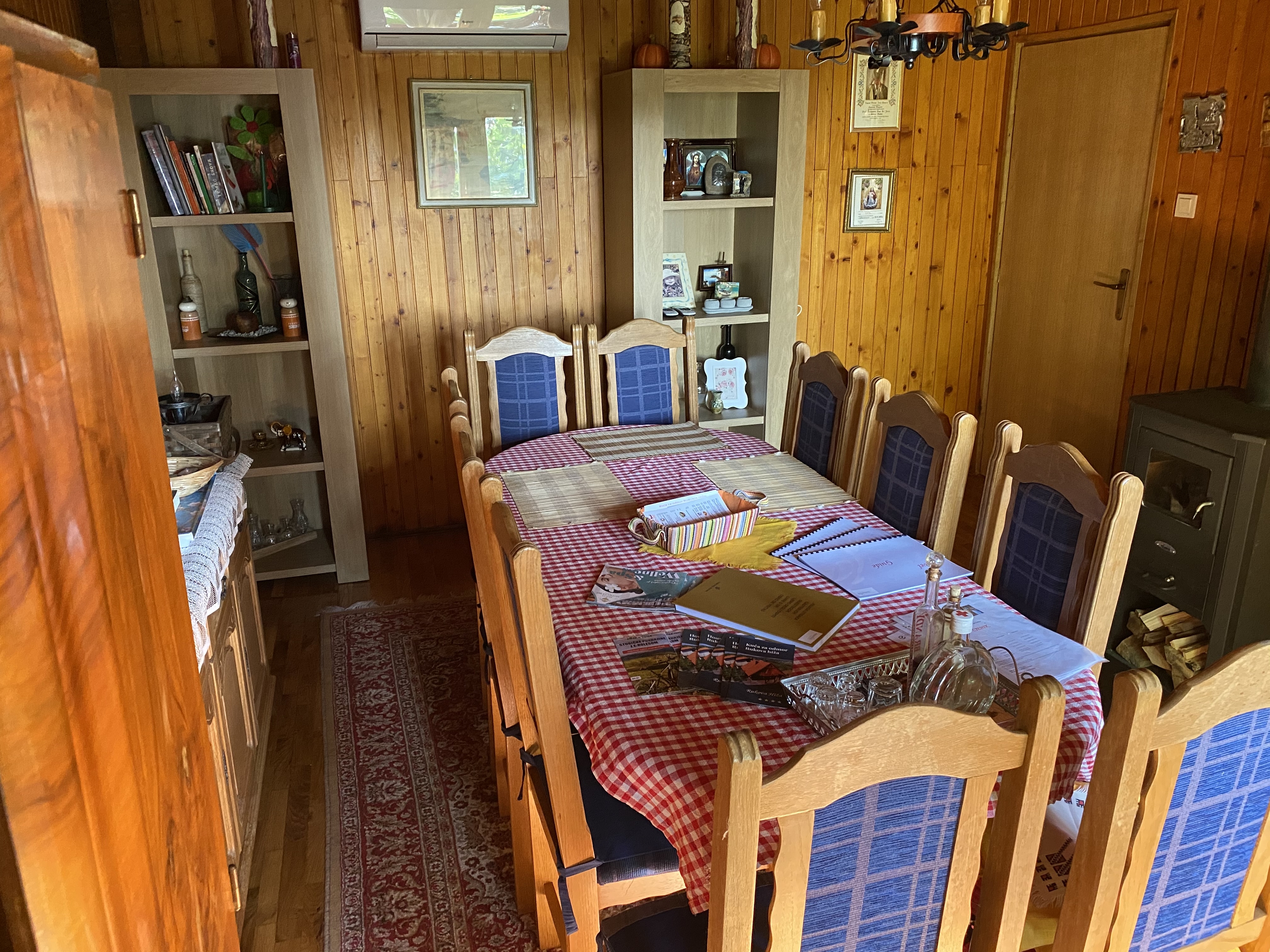 Three bedroom house with terrace Donja Stubica, Zagorje  K