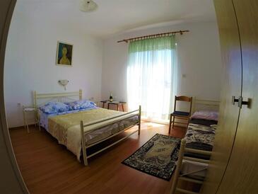 Lopar, Спальня в размещении типа room, доступный кондиционер и WiFi.