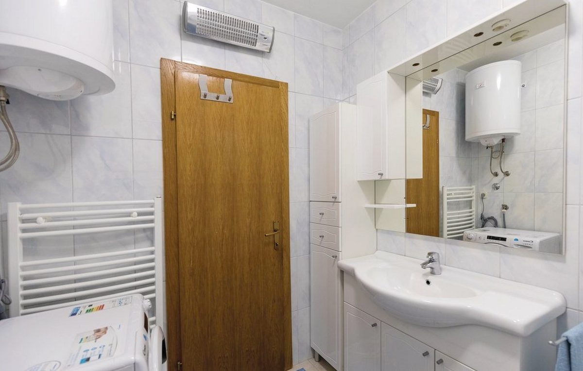 Three bedroom house with terrace Duba, Neretva Delta - Ušće Neretve  K