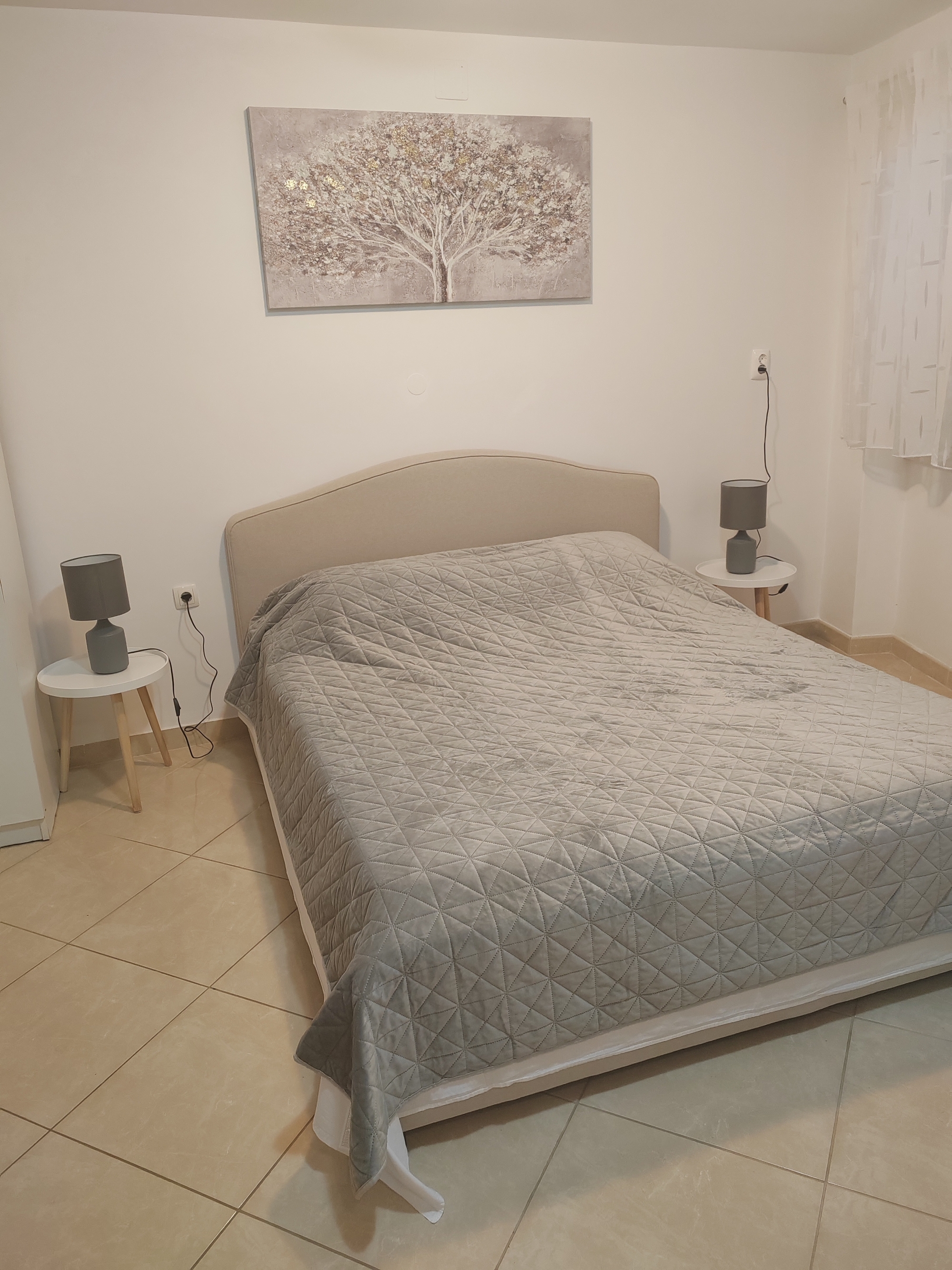 Three bedroom house with terrace and sea view Kaštel Sućurac, Kaštela  K