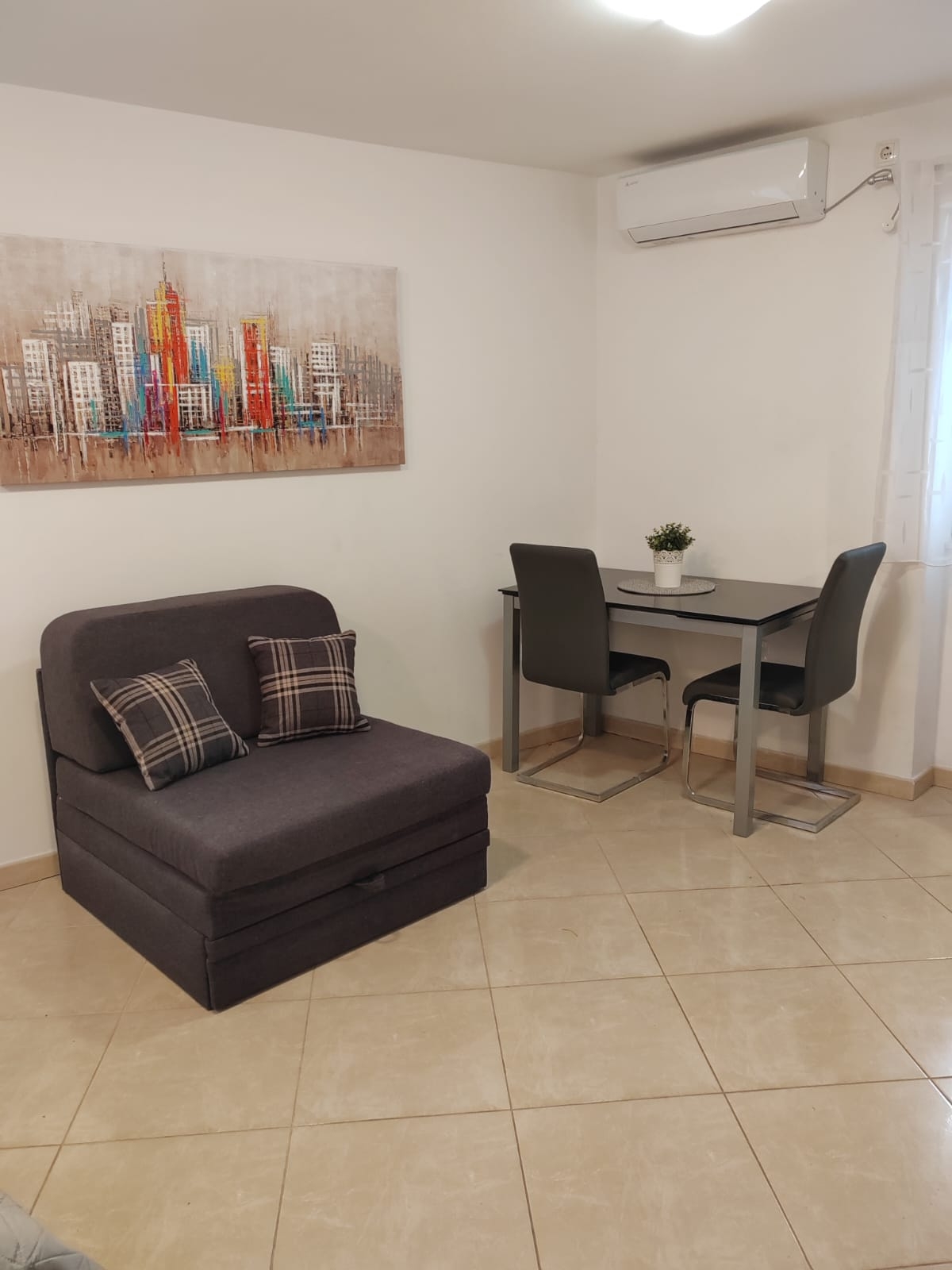 Three bedroom house with terrace and sea view Kaštel Sućurac, Kaštela  K