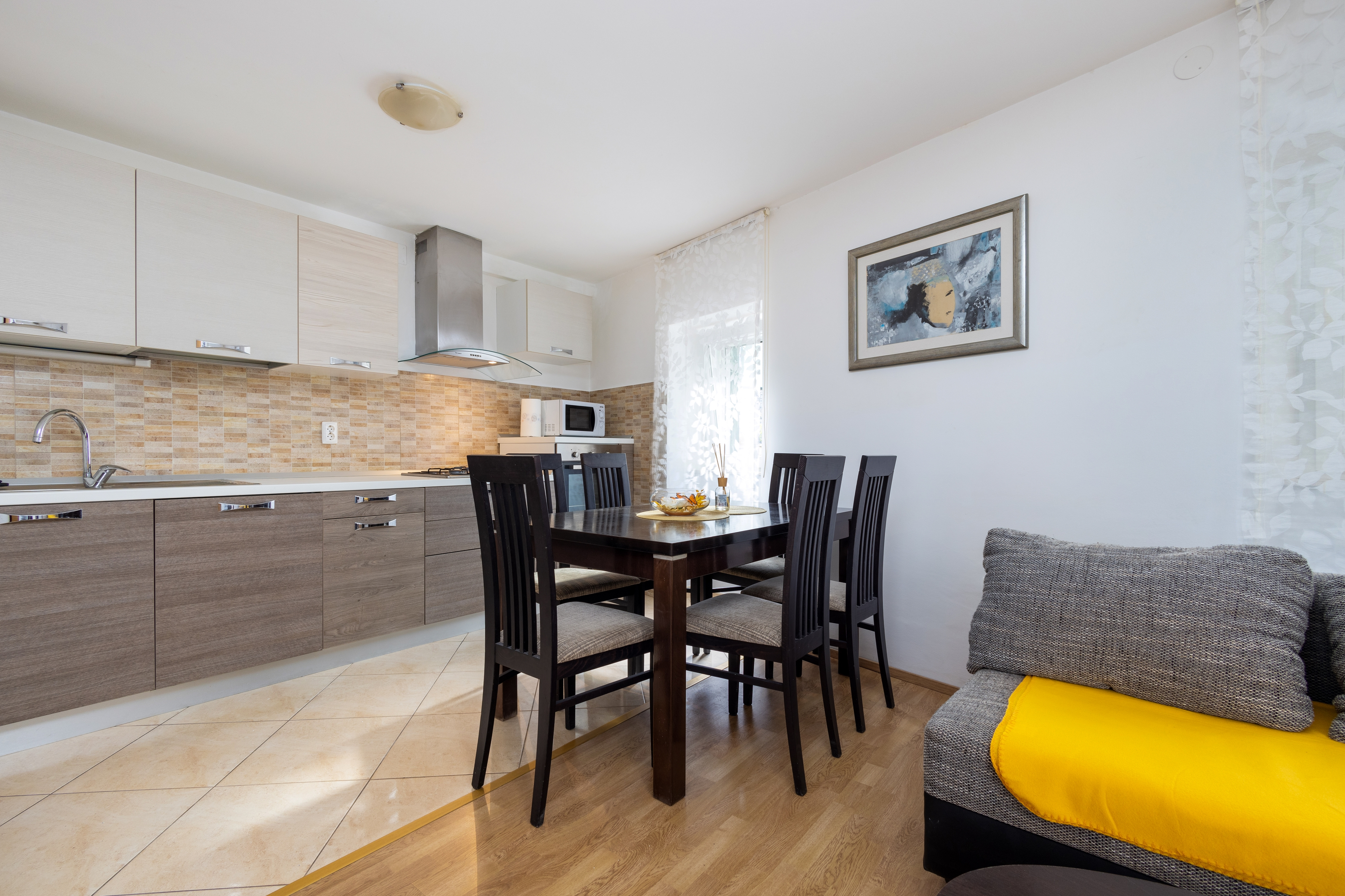 Three bedroom house with terrace and sea view Kaštel Sućurac, Kaštela  K
