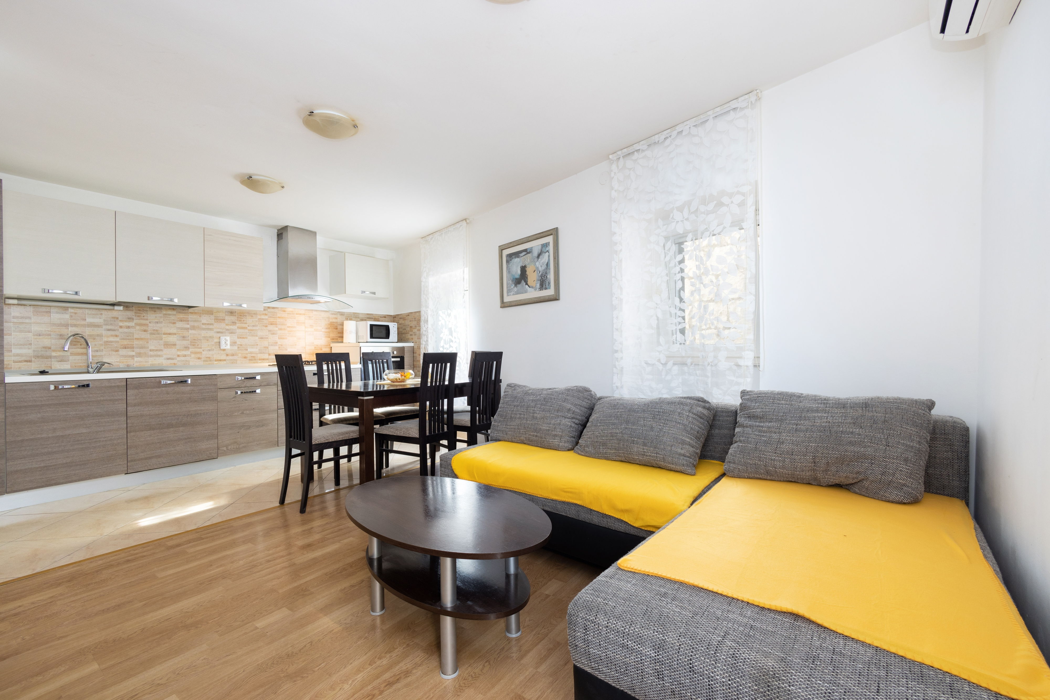 Three bedroom house with terrace and sea view Kaštel Sućurac, Kaštela  K