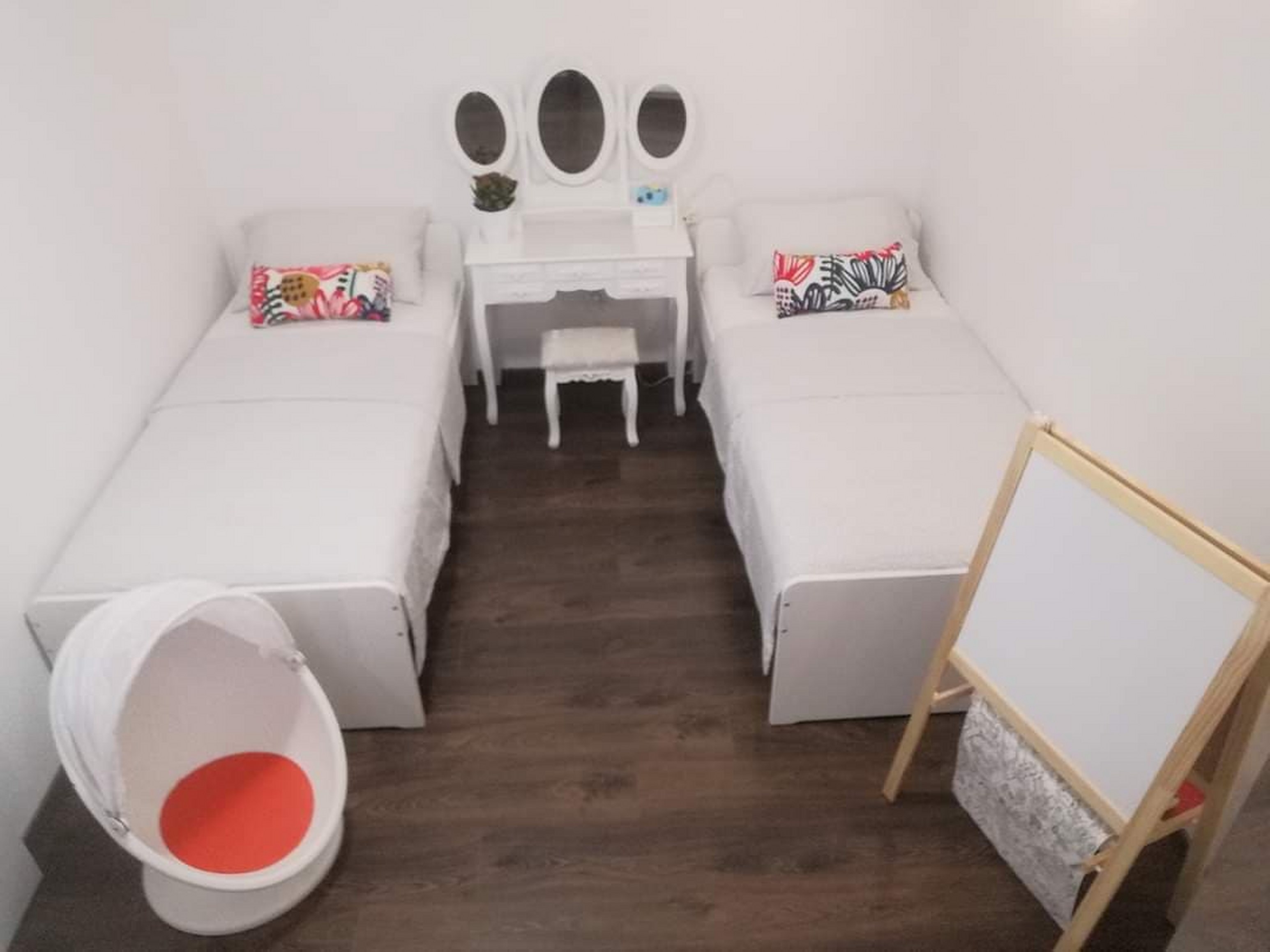 Two bedroom apartment with terrace and sea view Šilo, Krk  A-a