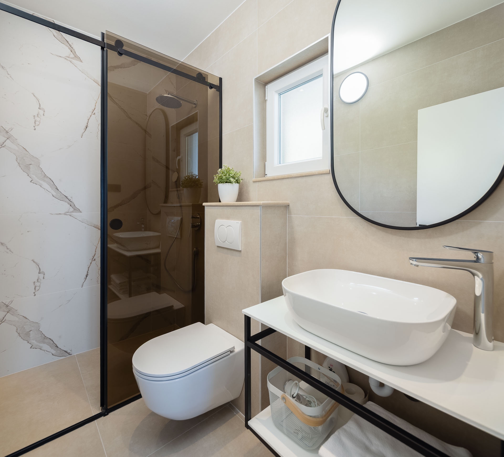 Comfortable and spacious house near beach Cove Ljubljeva, Trogir  K