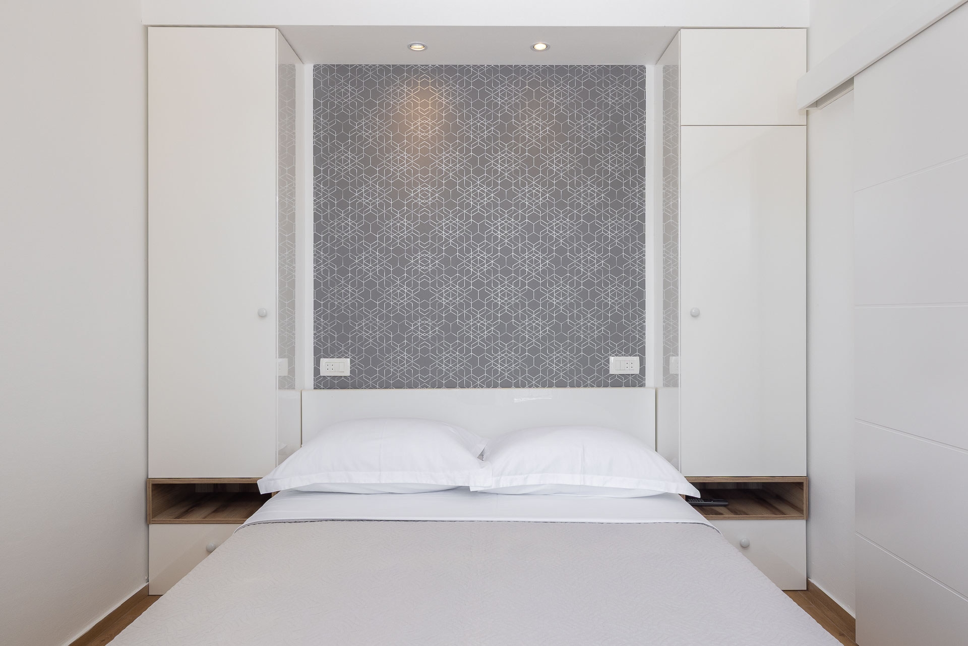 Comfortable and spacious house near beach Cove Ljubljeva, Trogir  K