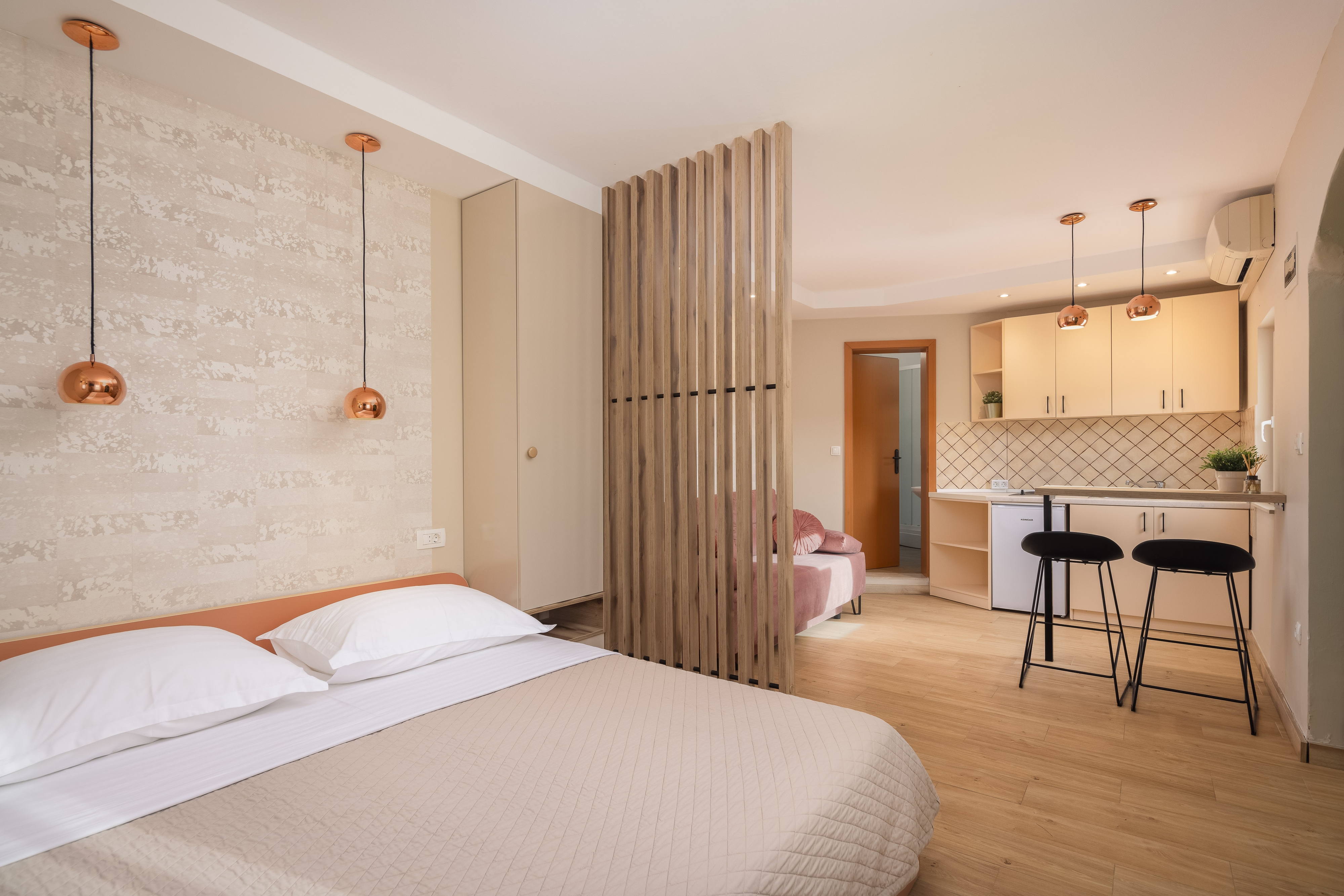 Three bedroom house near beach Cove Ljubljeva, Trogir  K