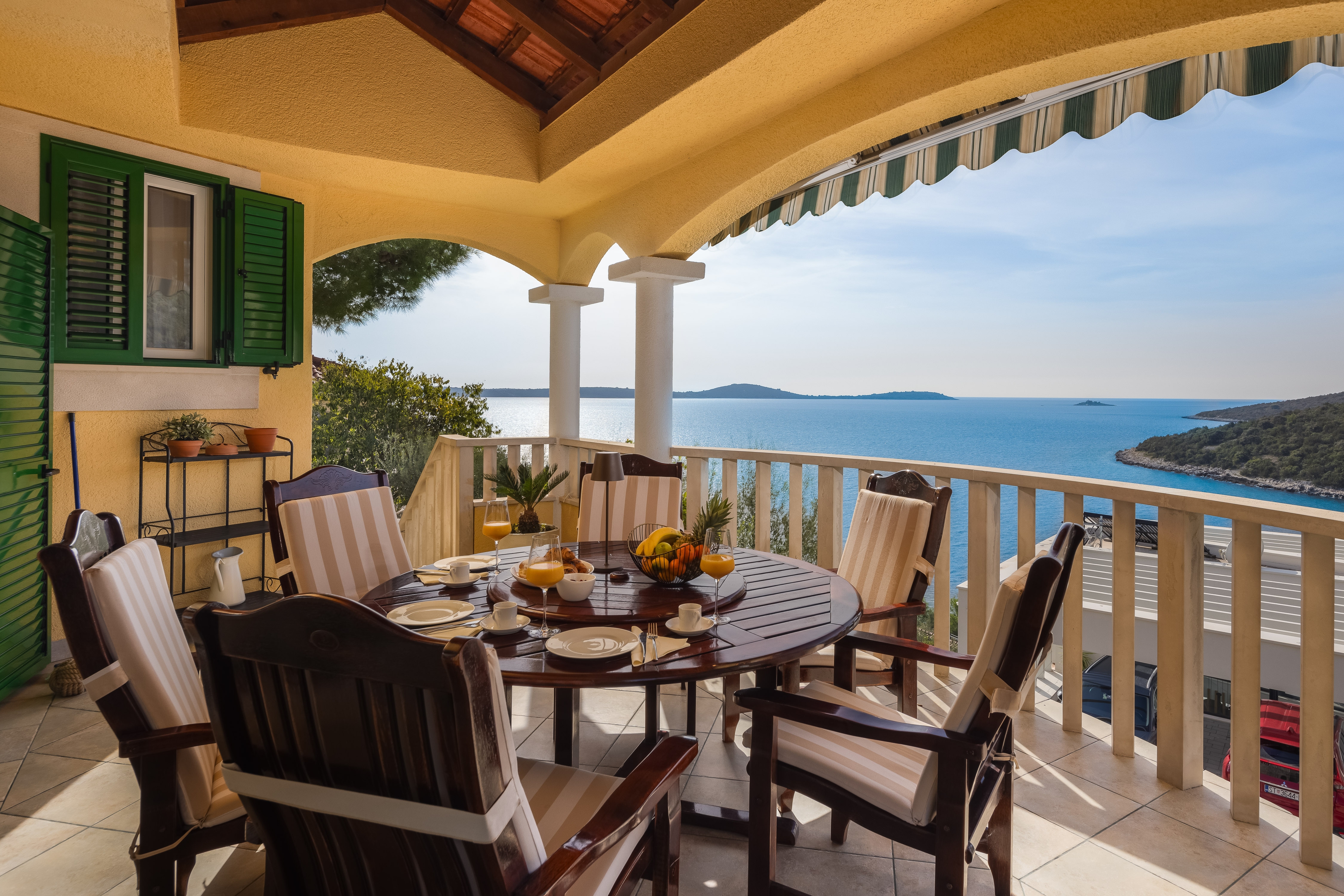 Three bedroom house near beach Cove Ljubljeva, Trogir  K