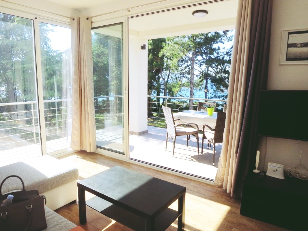 One bedroom apartment near beach Vantačići, Krk (A-19260-a)