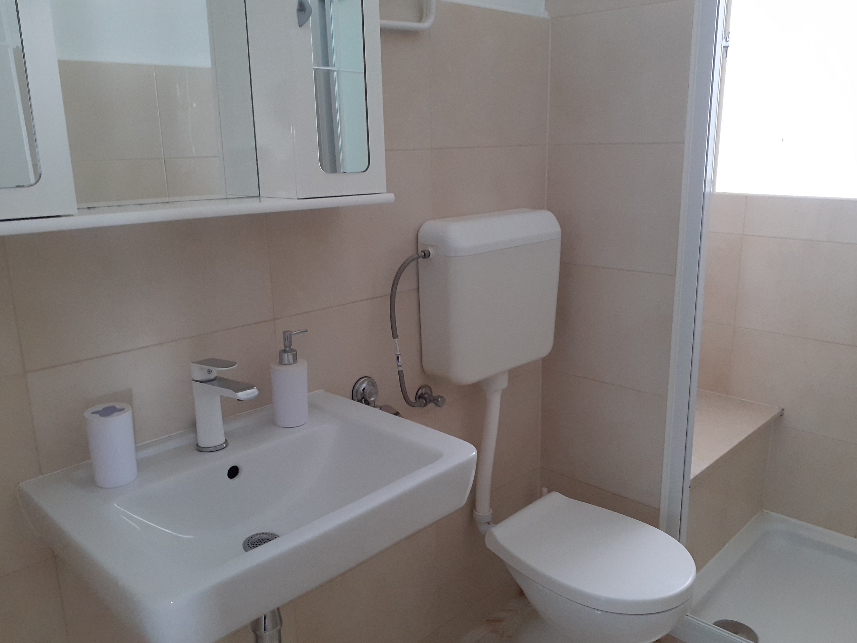 Two bedroom apartment with terrace and sea view Malinska, Krk  A-a