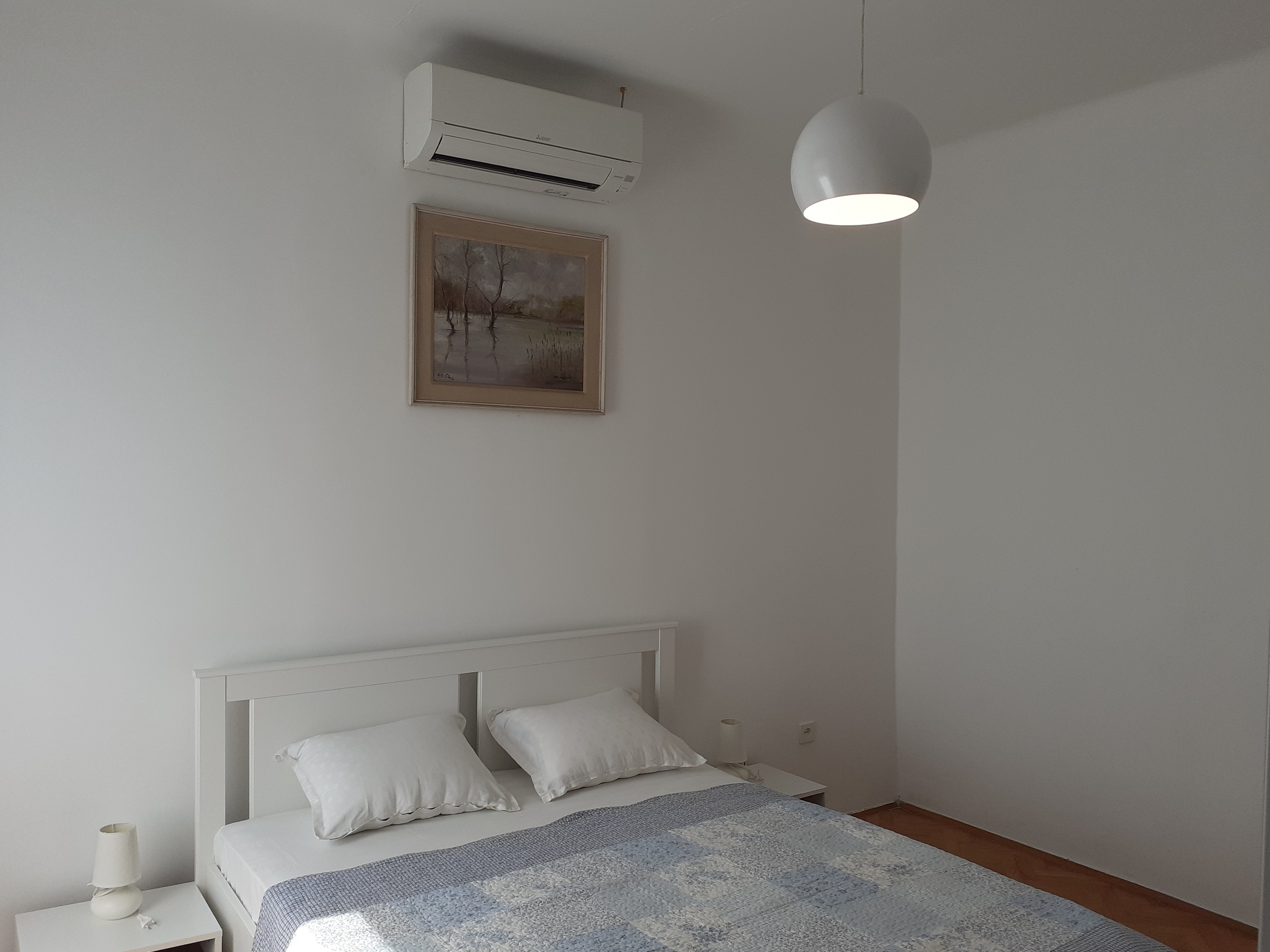 Two bedroom apartment with terrace and sea view Malinska, Krk  A-a