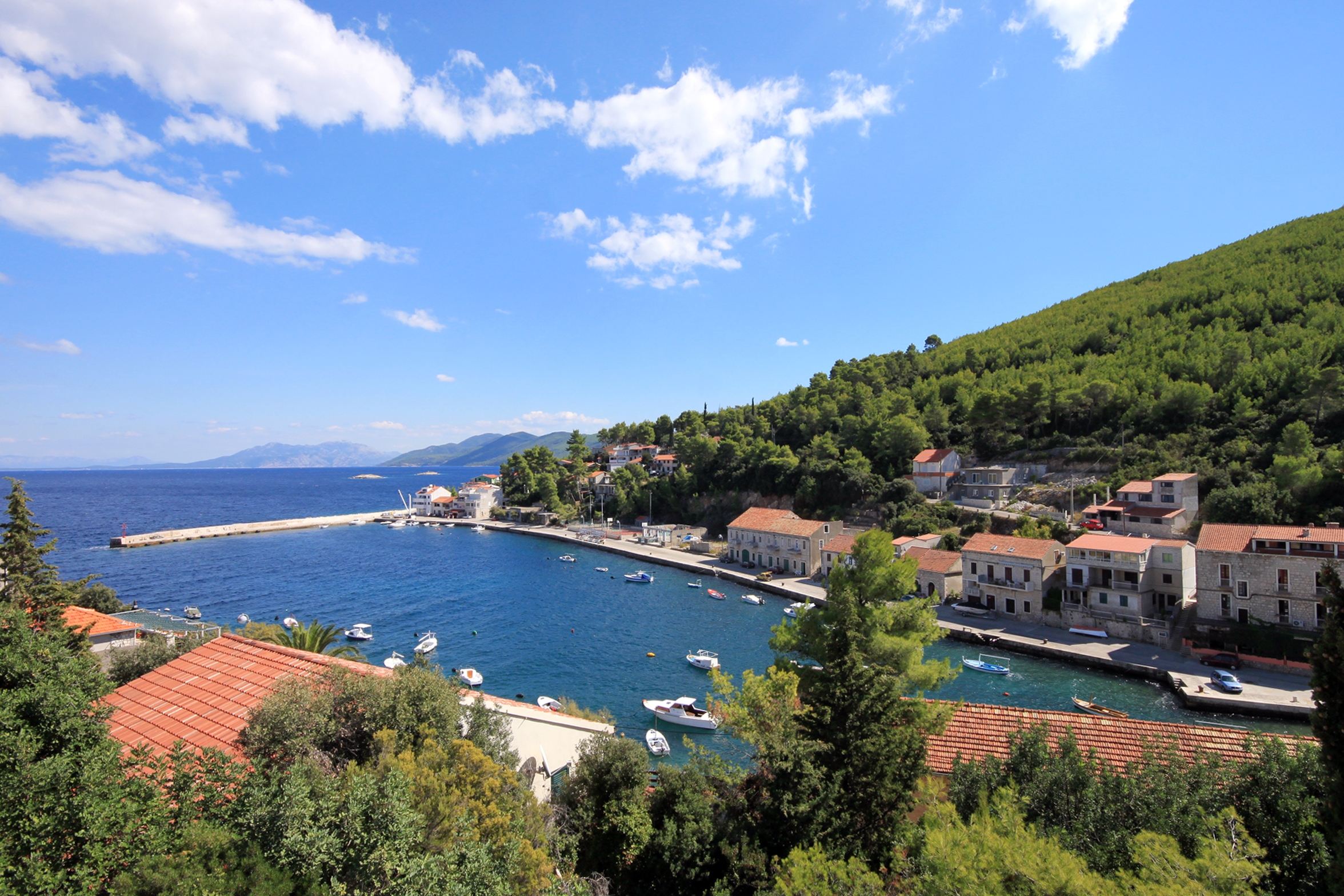 Two bedroom apartment with terrace and sea view Prigradica, Korčula  A-b