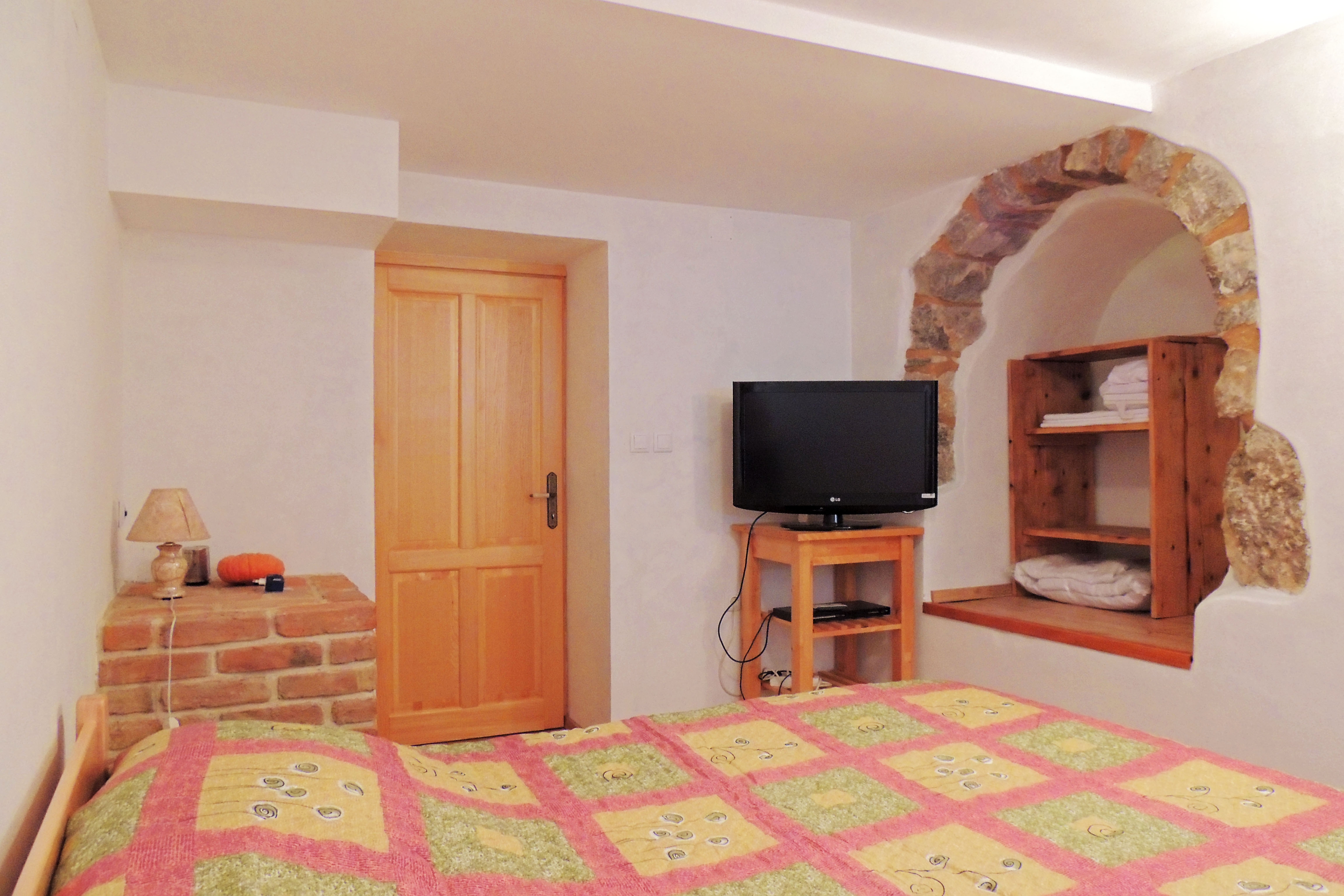One bedroom apartment with terrace Žgaljići, Krk  A-a