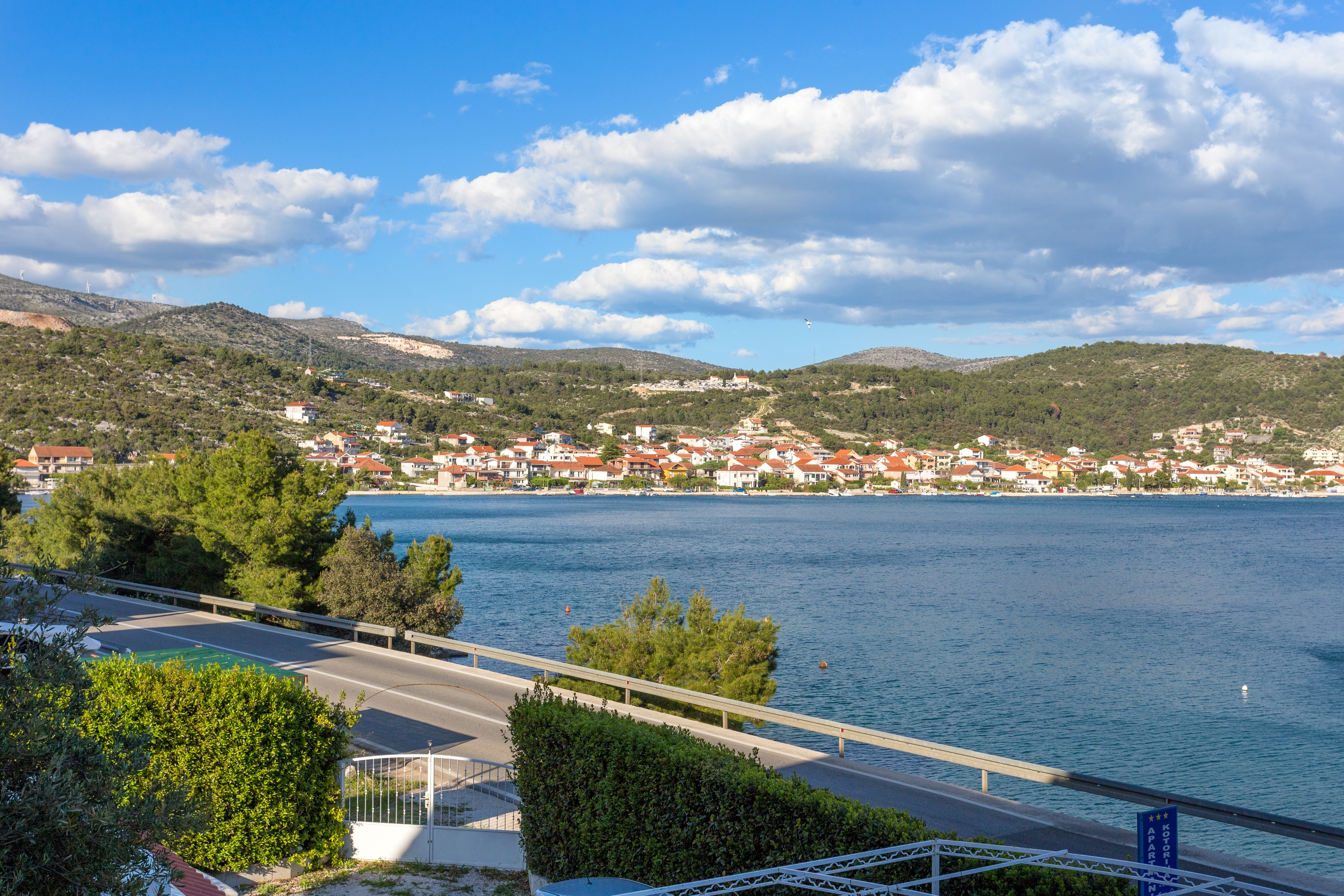 Two bedroom apartment near beach Poljica, Trogir  A-a