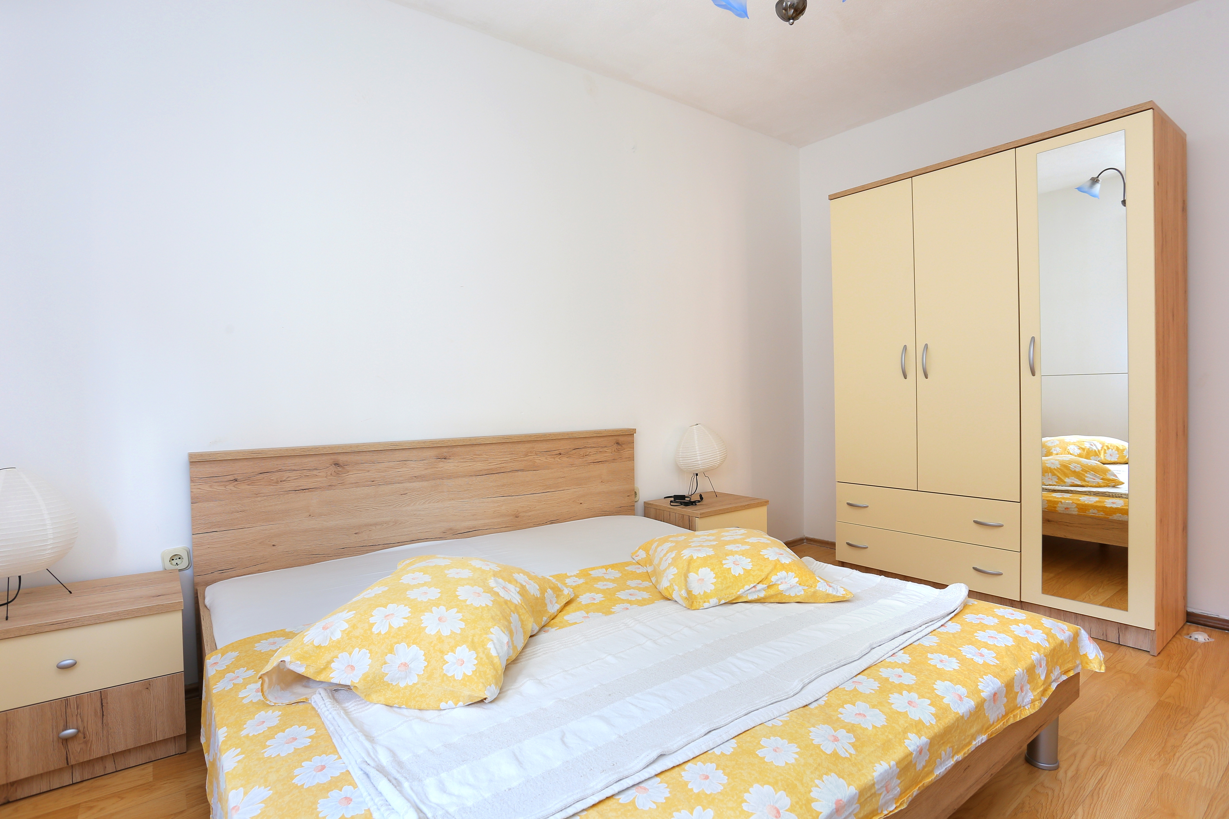 Two bedroom apartment near beach Poljica, Trogir  A-a