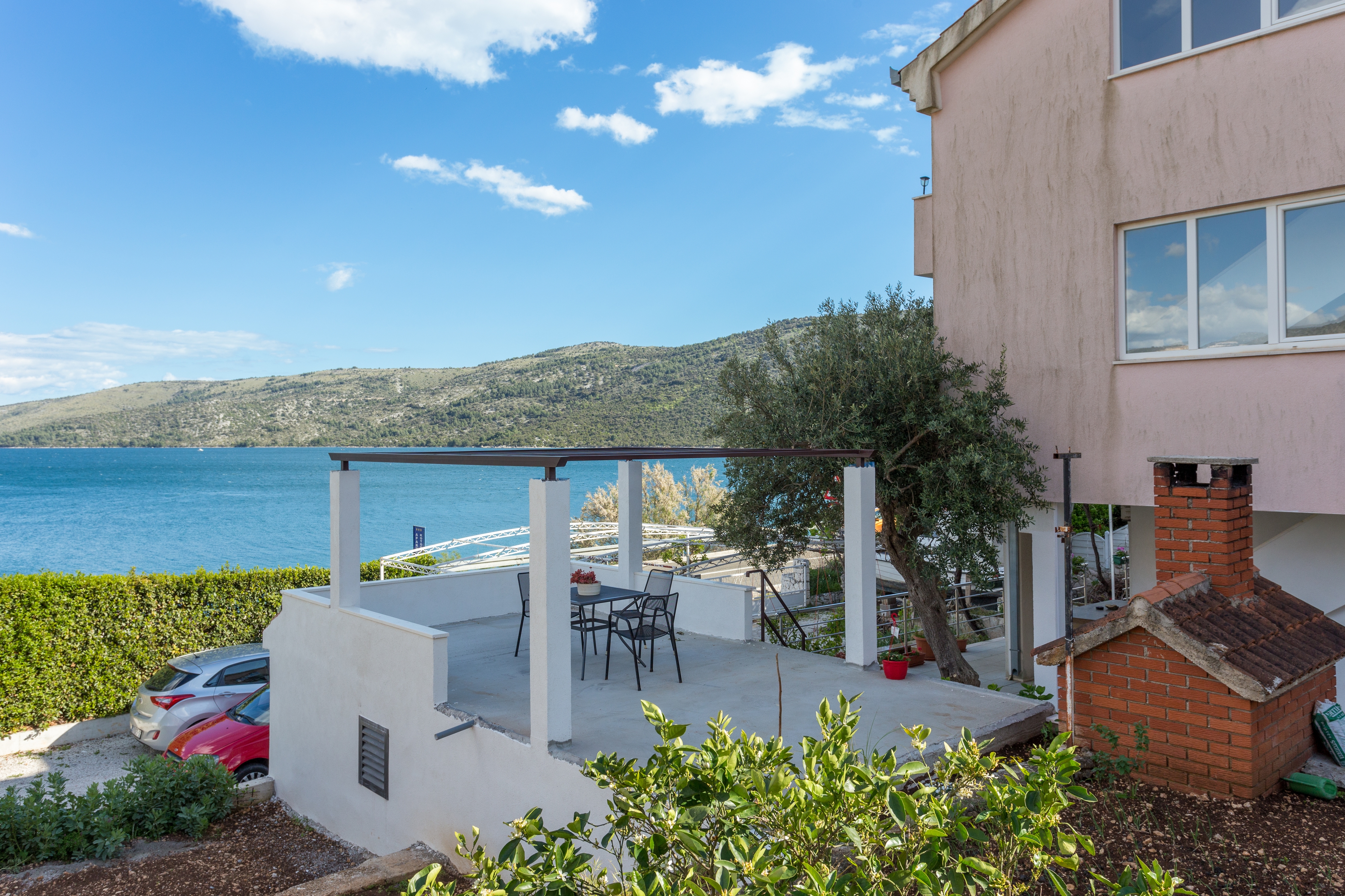 Two bedroom apartment near beach Poljica, Trogir  A-a