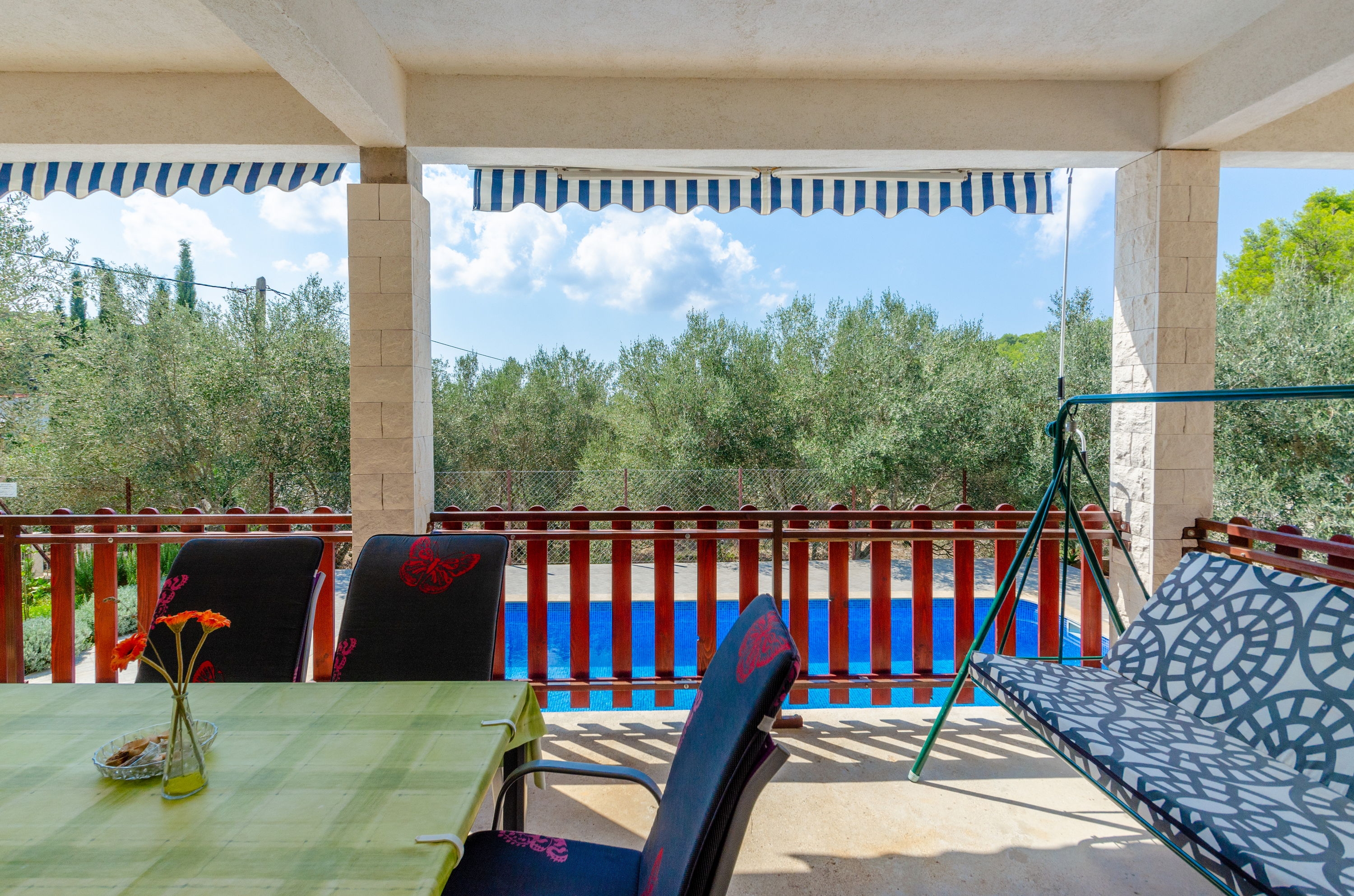 Two bedroom house with terrace and sea view Cove Gradina, Korčula  K