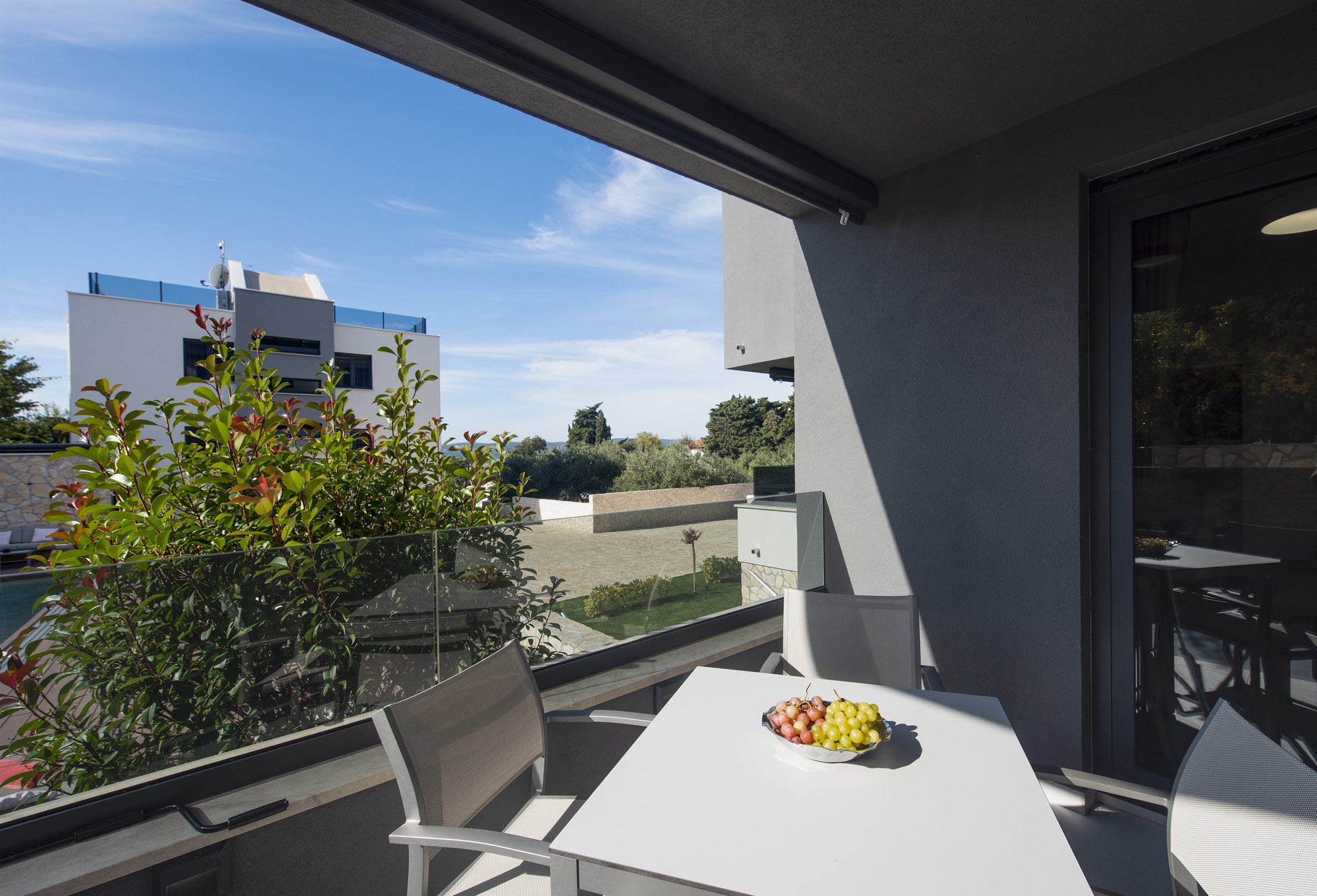 One bedroom apartment with terrace Sveti Filip i Jakov, Biograd (A-19325-b)