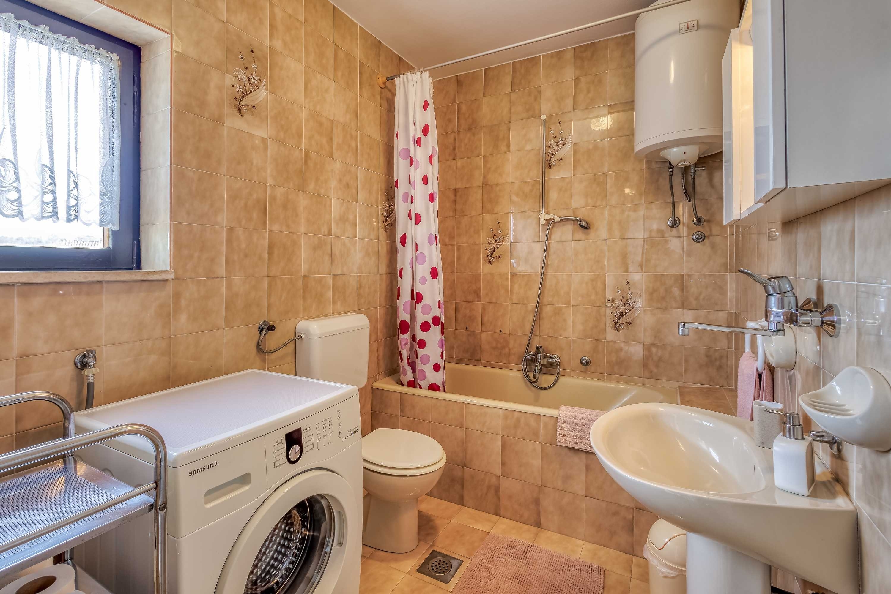 Two bedroom apartment with balcony Malinska, Krk  A-a