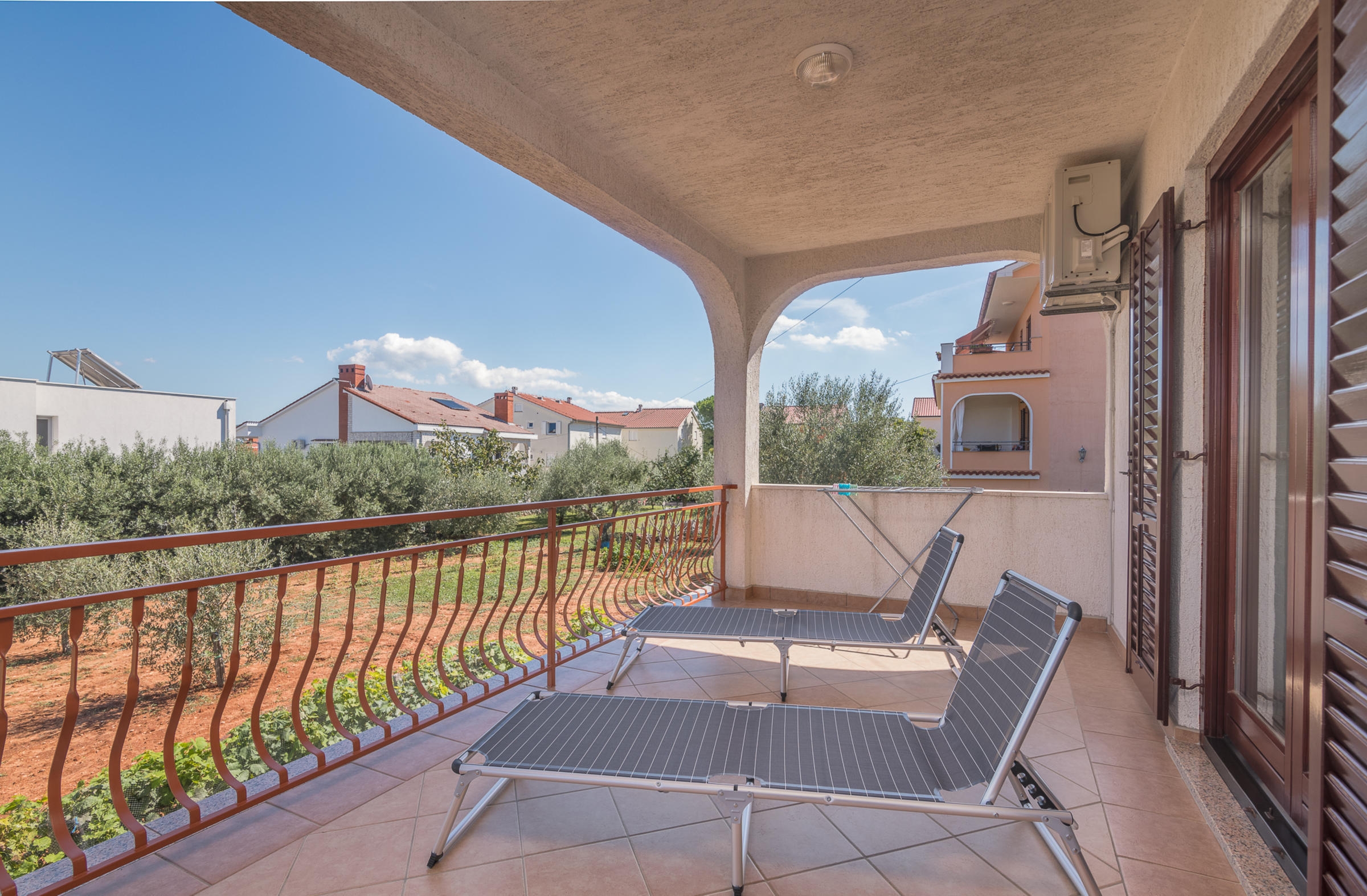 Two bedroom apartment with terrace and sea view Porat, Krk  A-a