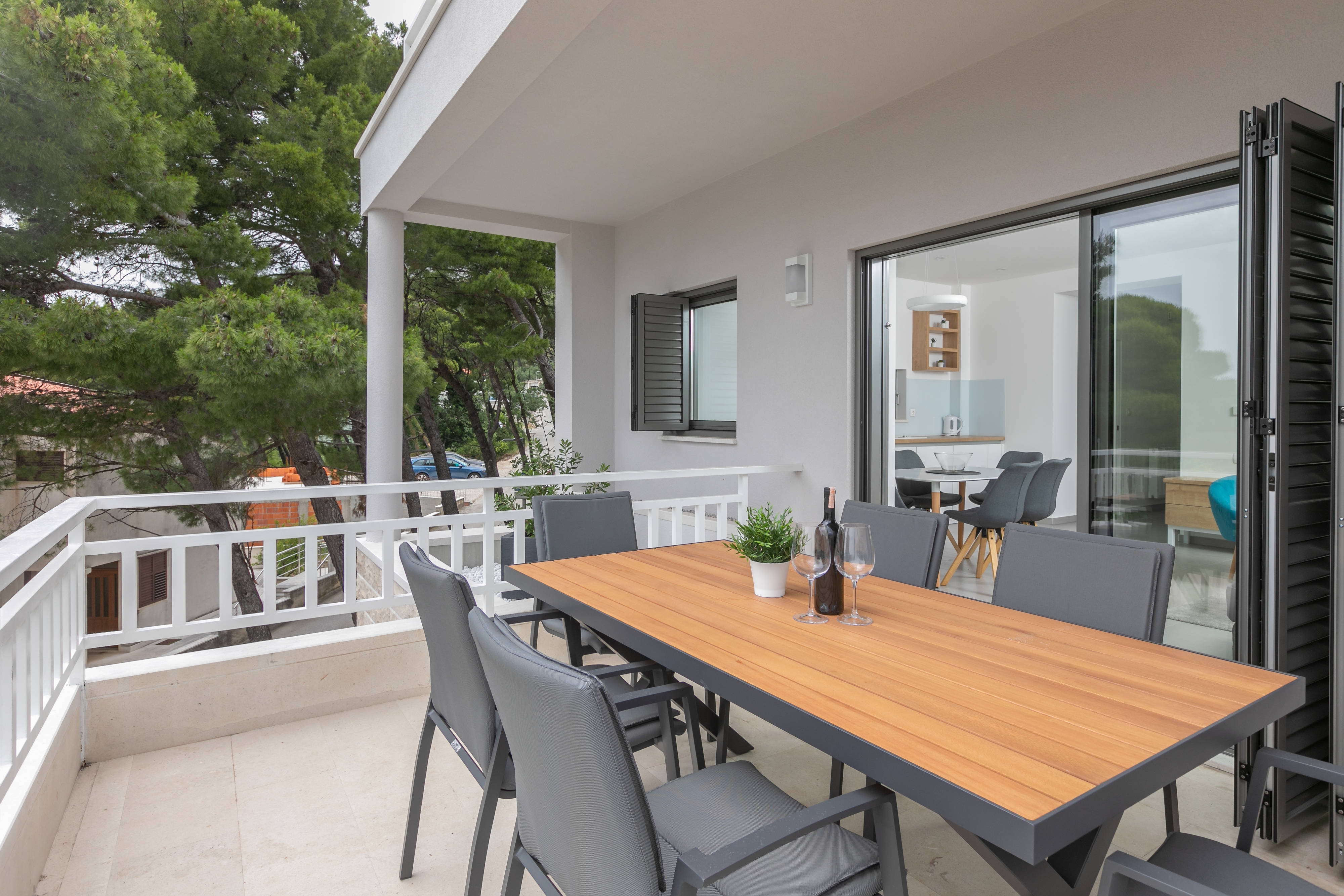 Two bedroom apartment with terrace and sea view Brela, Makarska  A-b
