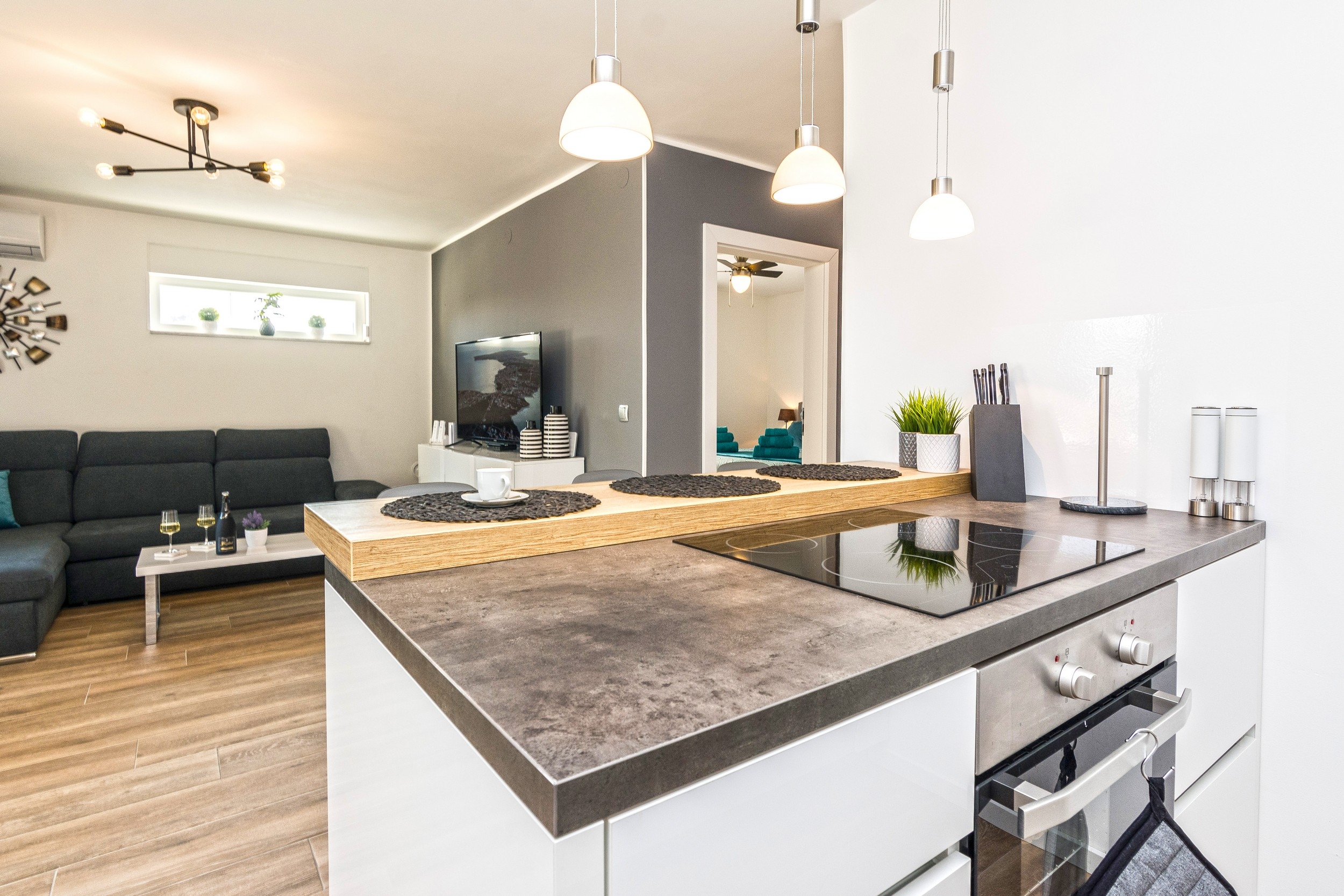 Three bedroom house with terrace Vir  K
