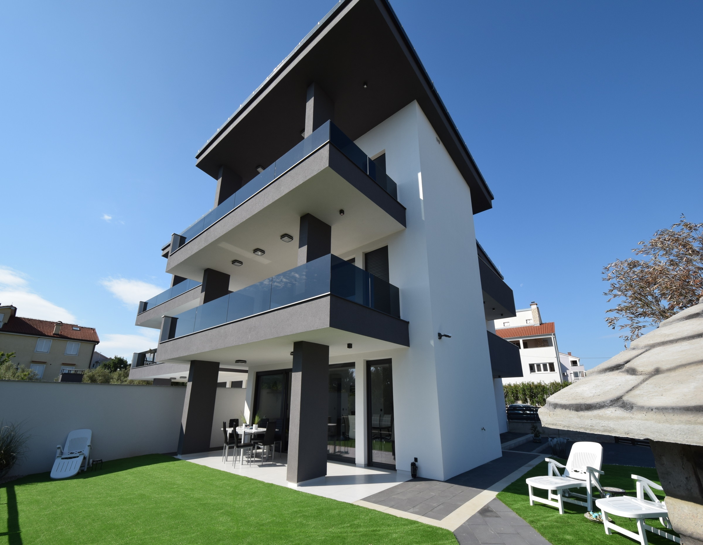 Two bedroom apartment with terrace Porat, Krk (A-19347-a)