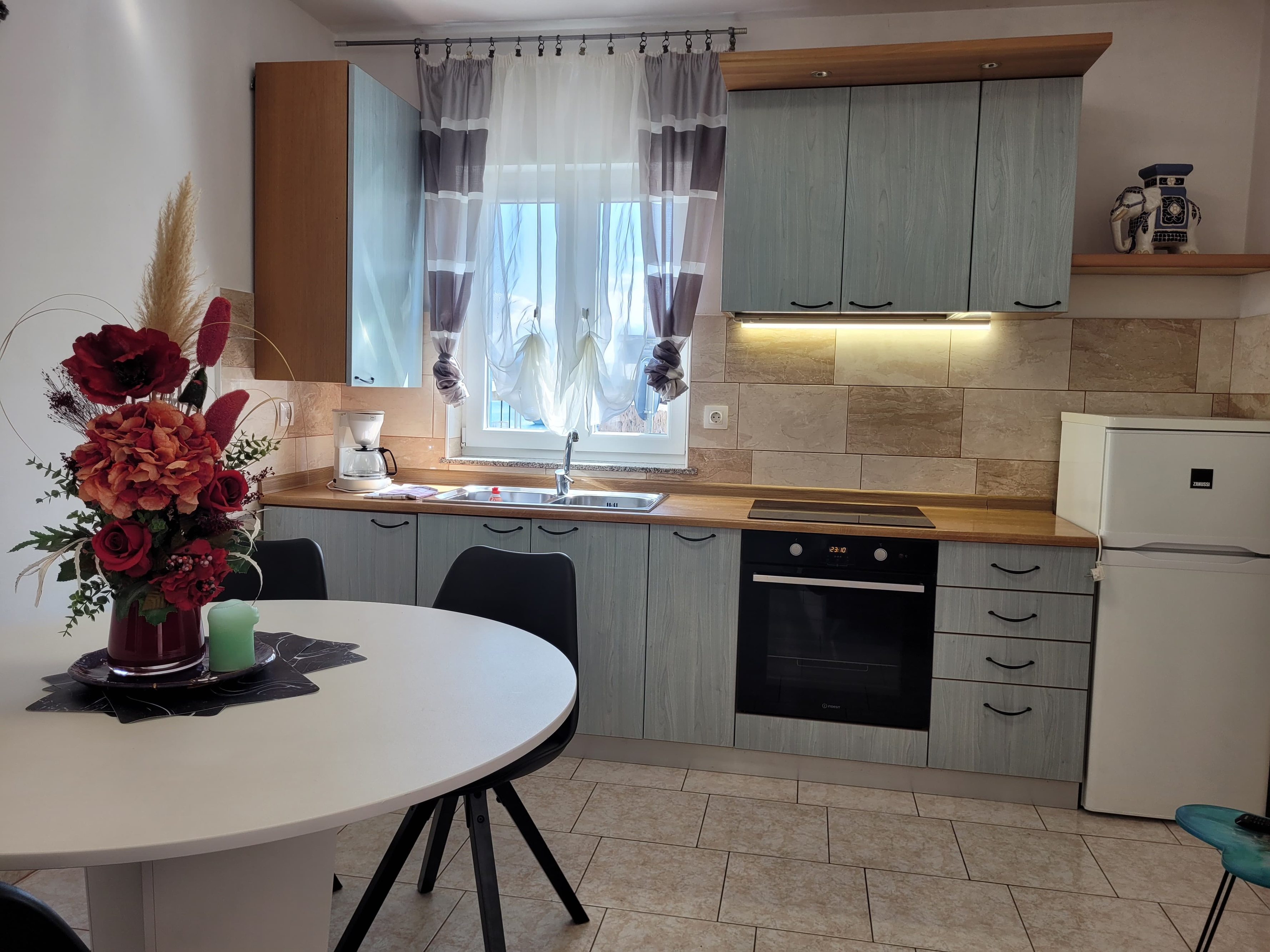 One bedroom apartment with terrace Porat, Krk  A-a