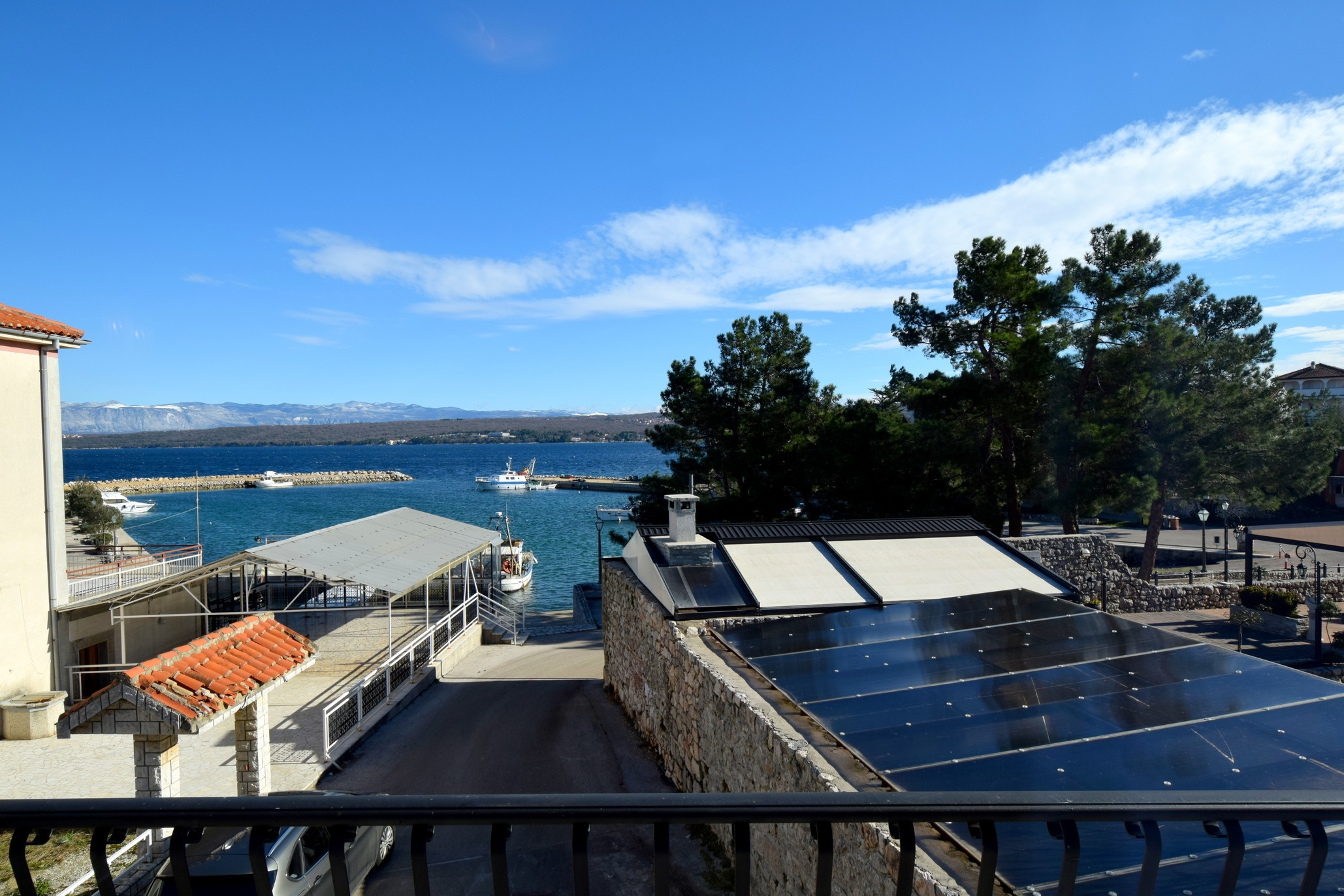 Two bedroom apartment with balcony and sea view Porat, Krk  A-b