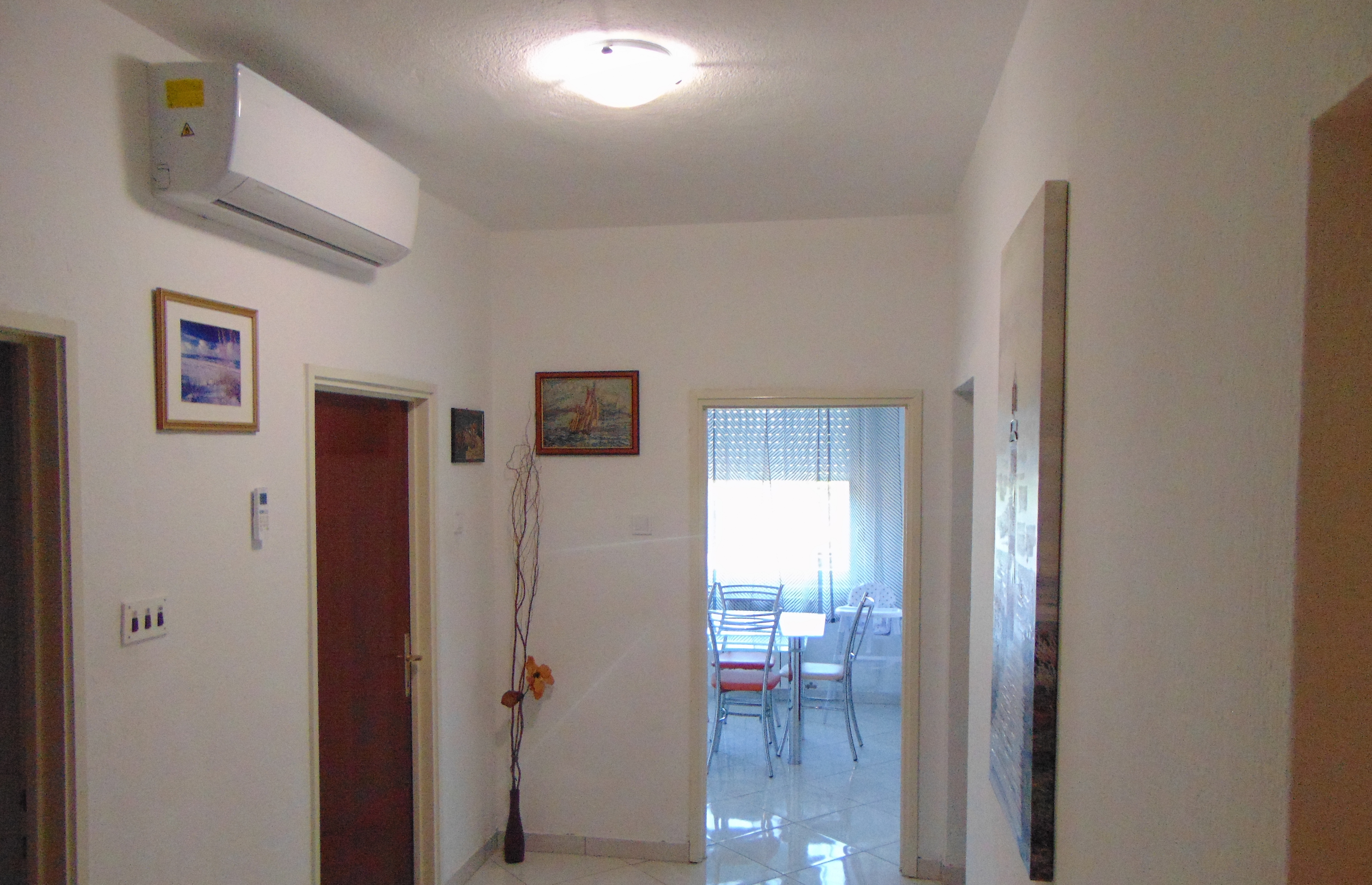Three bedroom apartment near beach Seget Donji, Trogir  A-a