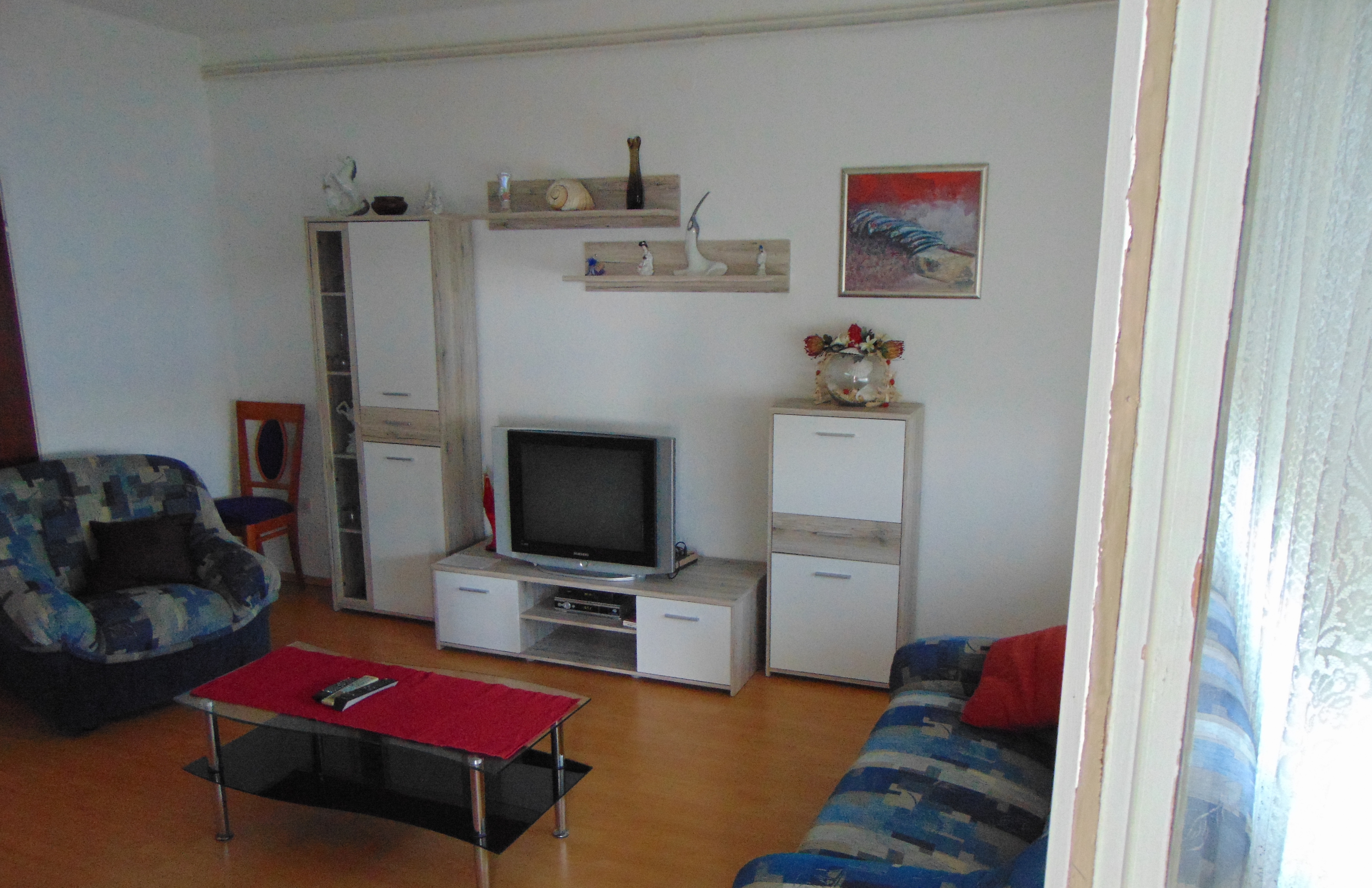 Three bedroom apartment near beach Seget Donji, Trogir (A-19351-a) Three bedroom apartment near beach Seget Donji, Trogir (A-19351-a)