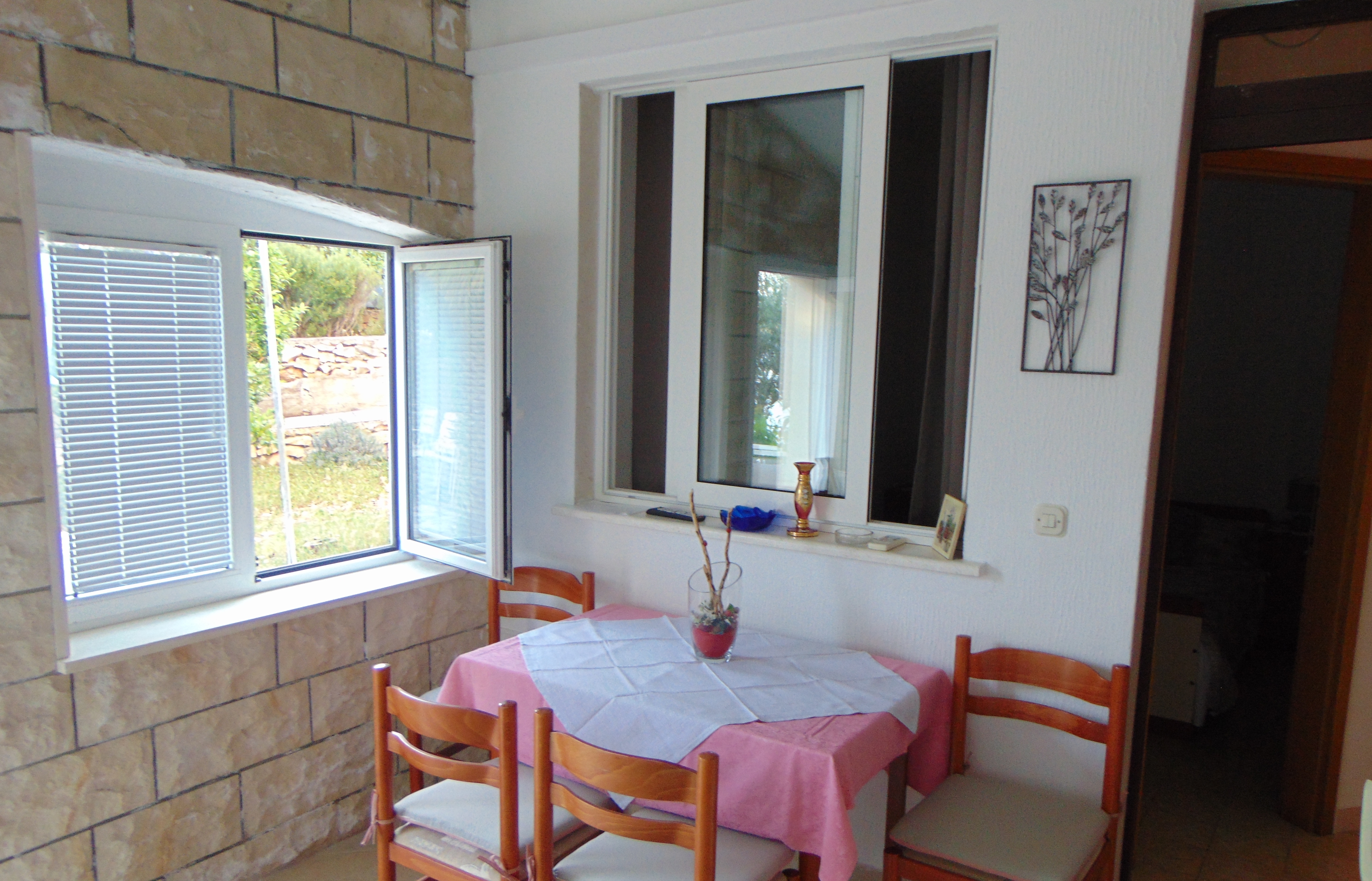 Two bedroom apartment near beach Seget Donji, Trogir (A-19351-b) Two bedroom apartment near beach Seget Donji, Trogir (A-19351-b)
