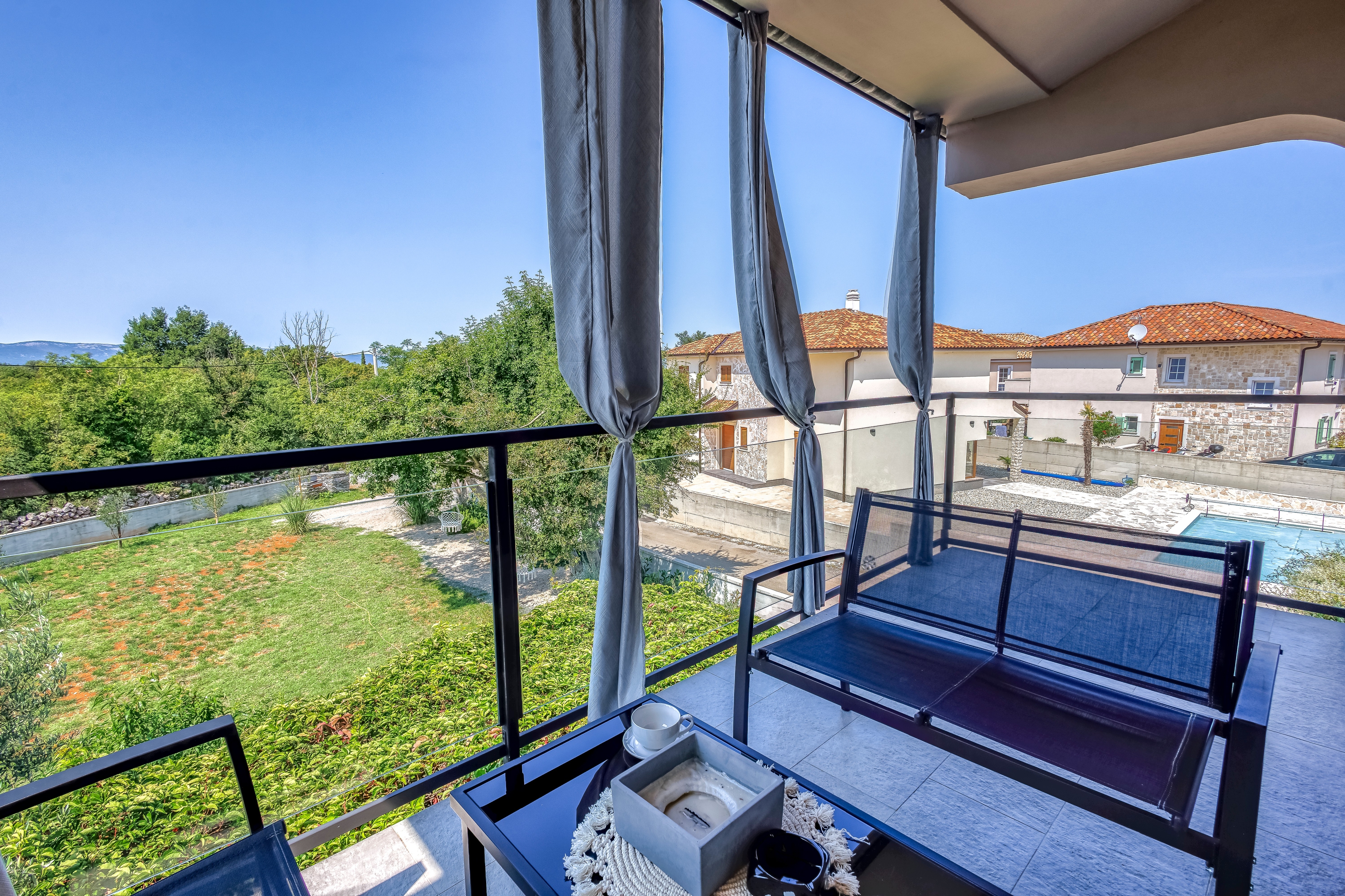 One bedroom apartment with terrace Milovcici, Krk (A-19352-a) One bedroom apartment with terrace Milovcici, Krk (A-19352-a)