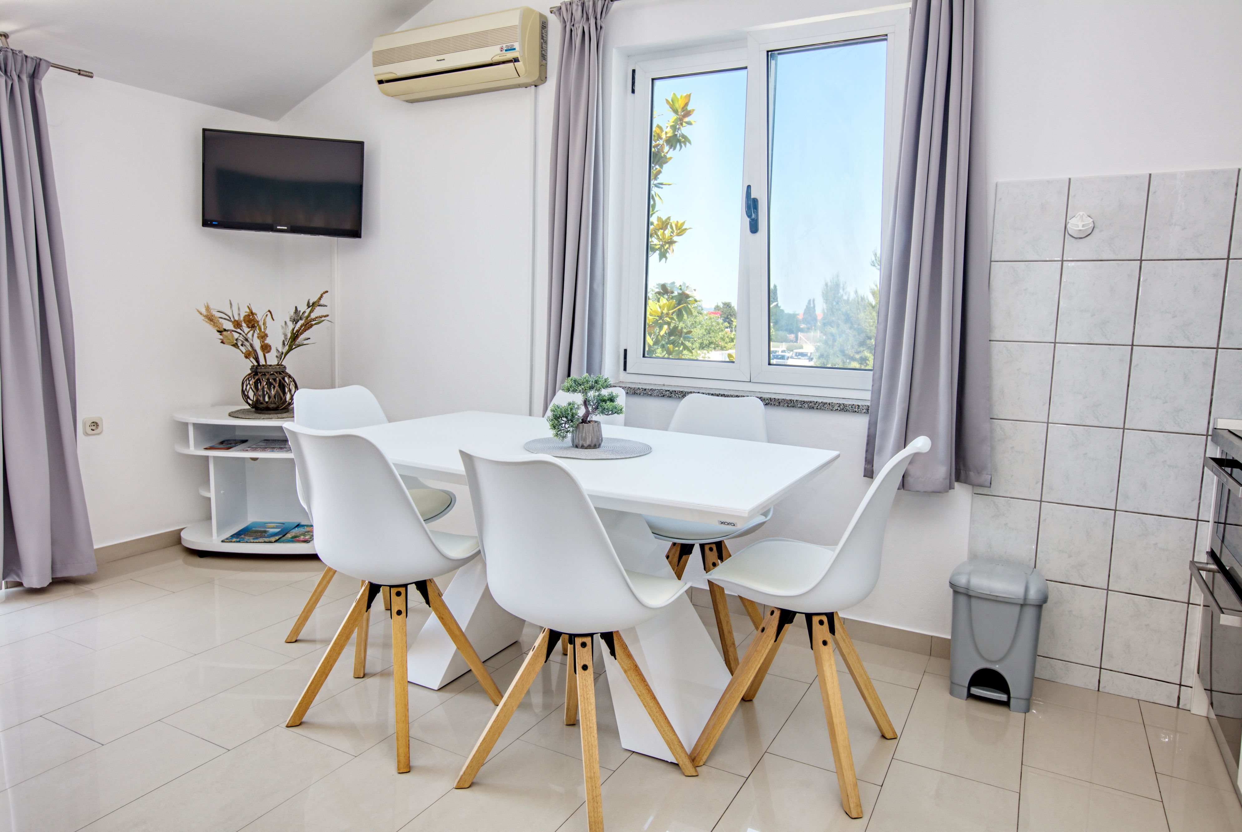 Two bedroom apartment with terrace Biograd na Moru, Biograd  A-b
