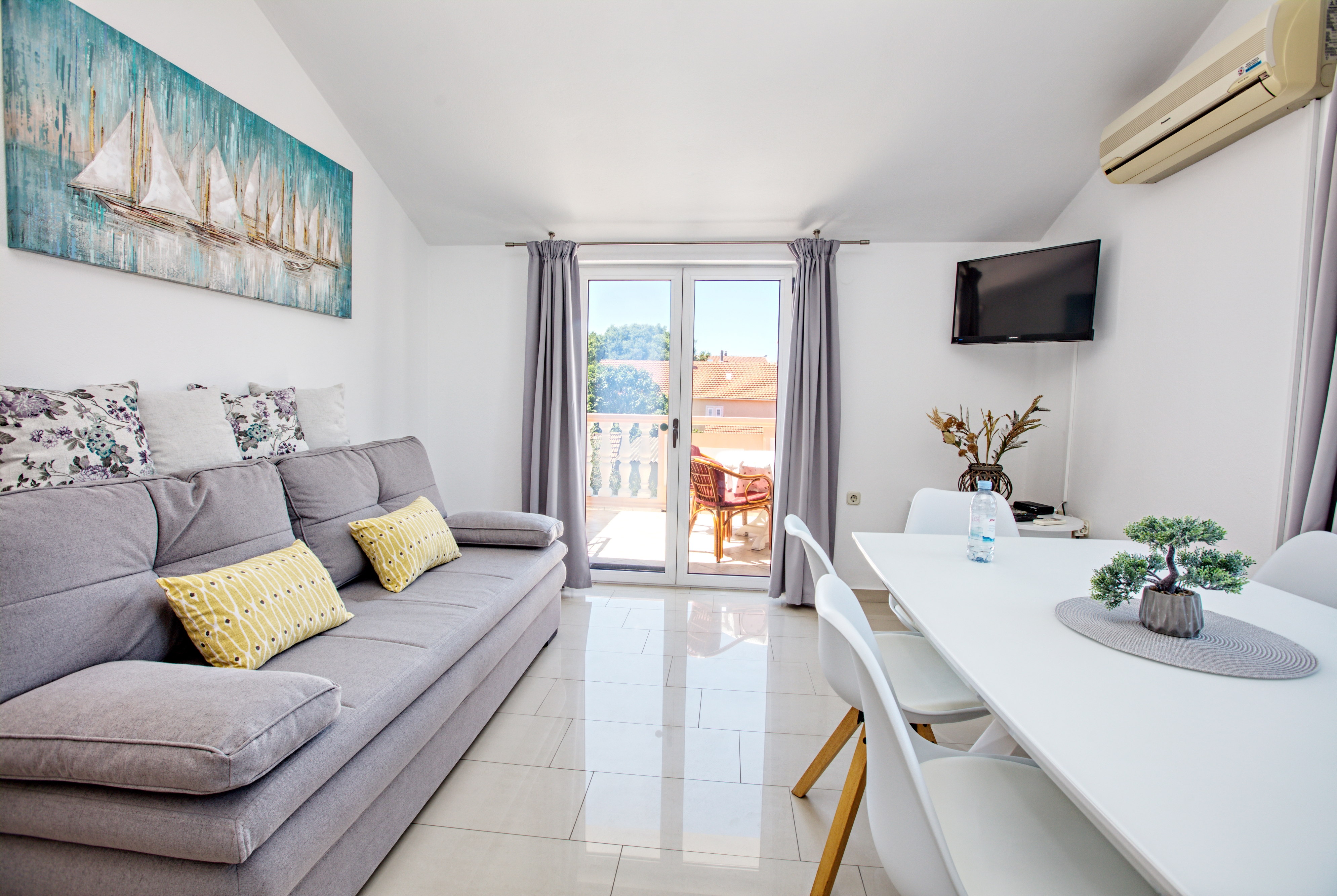 Two bedroom apartment with terrace Biograd na Moru, Biograd  A-b