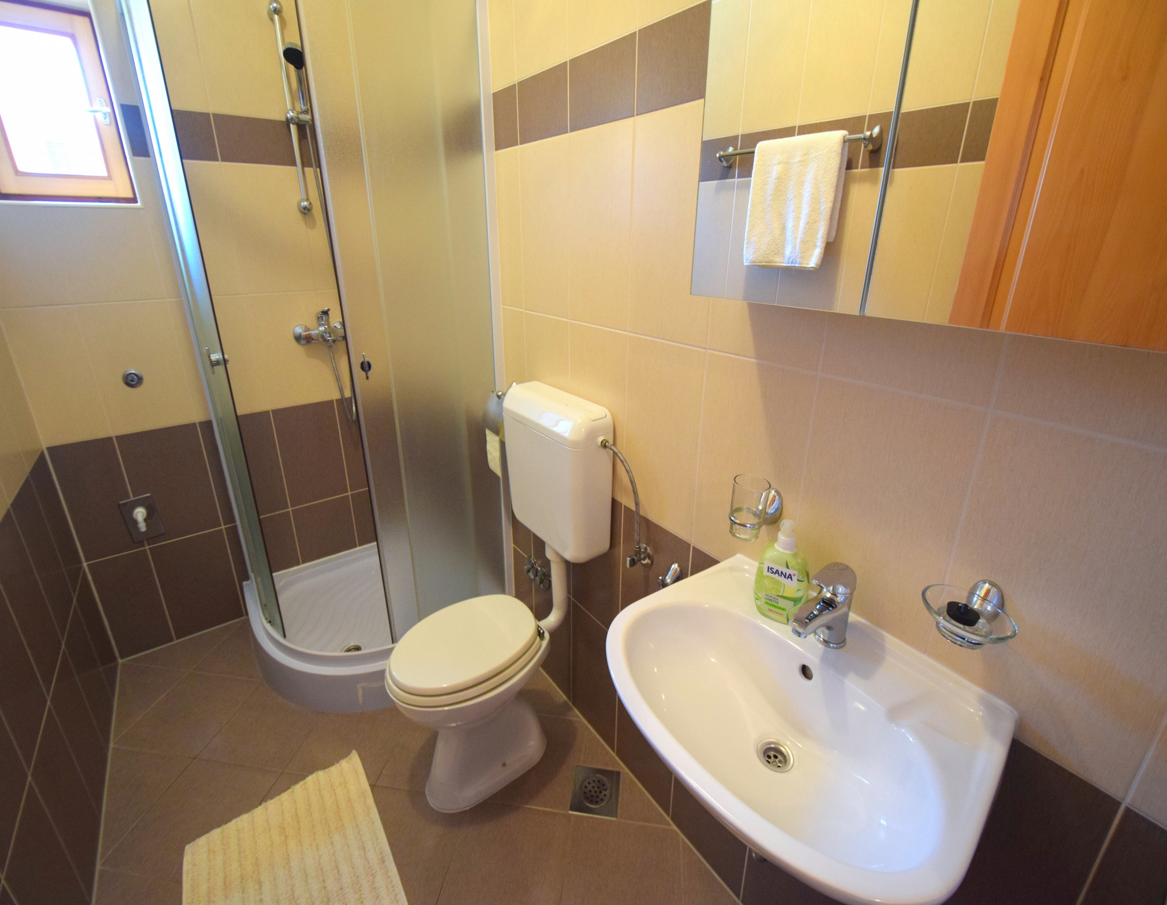 Two bedroom apartment with terrace and sea view Turčić, Krk  A-a