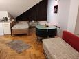 Osijek, Dormitorio in the studio-apartment, air condition available, (pet friendly) y WiFi.