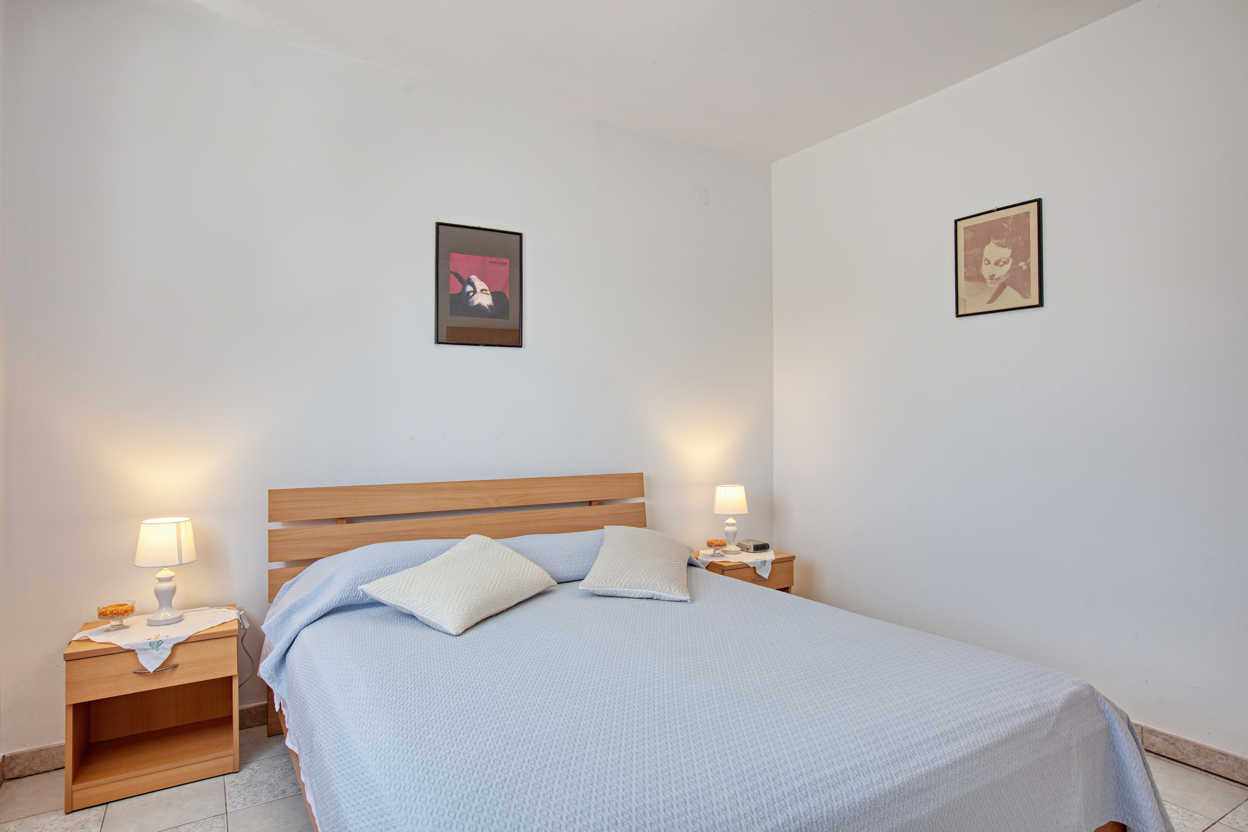 One bedroom apartment with terrace Rogoznica  A-a