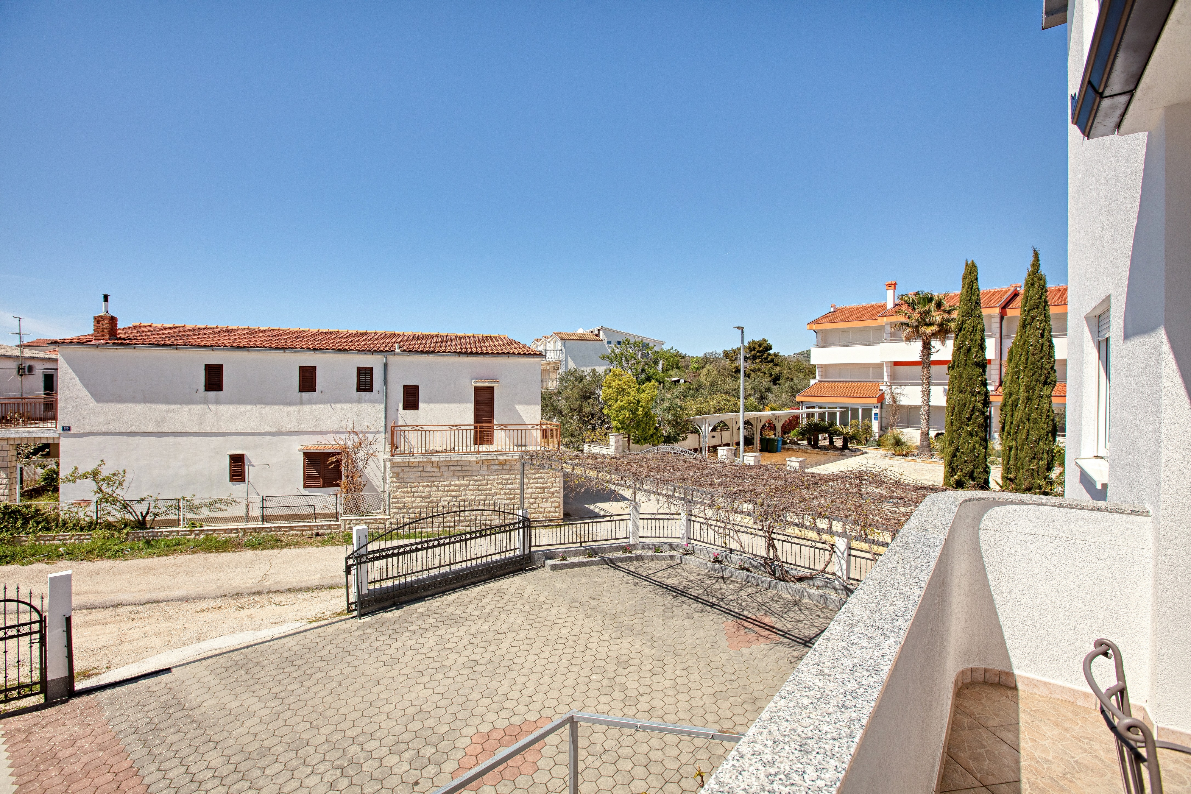 One bedroom apartment with terrace Rogoznica  A-a