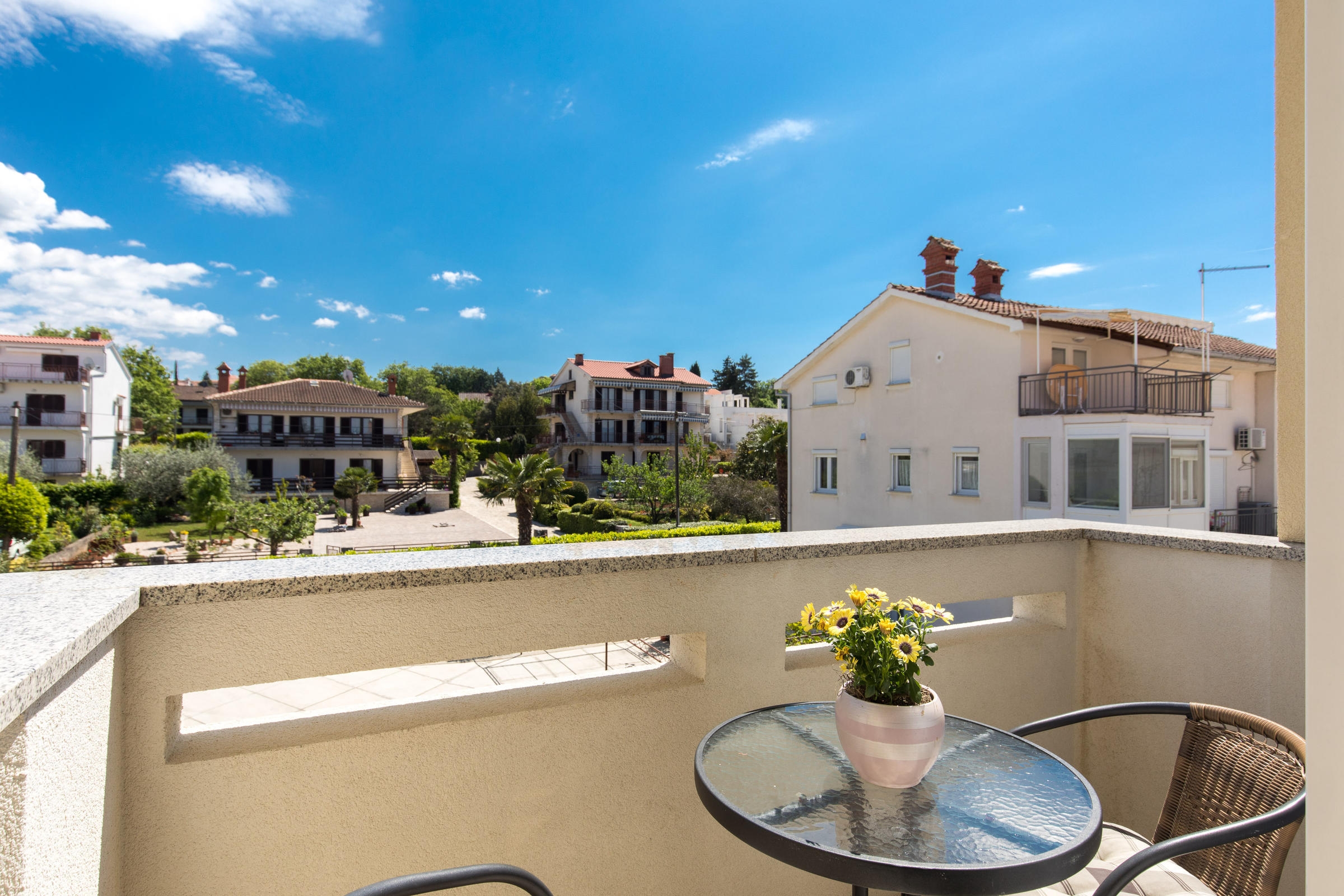 One bedroom apartment with balcony Malinska, Krk  A-c