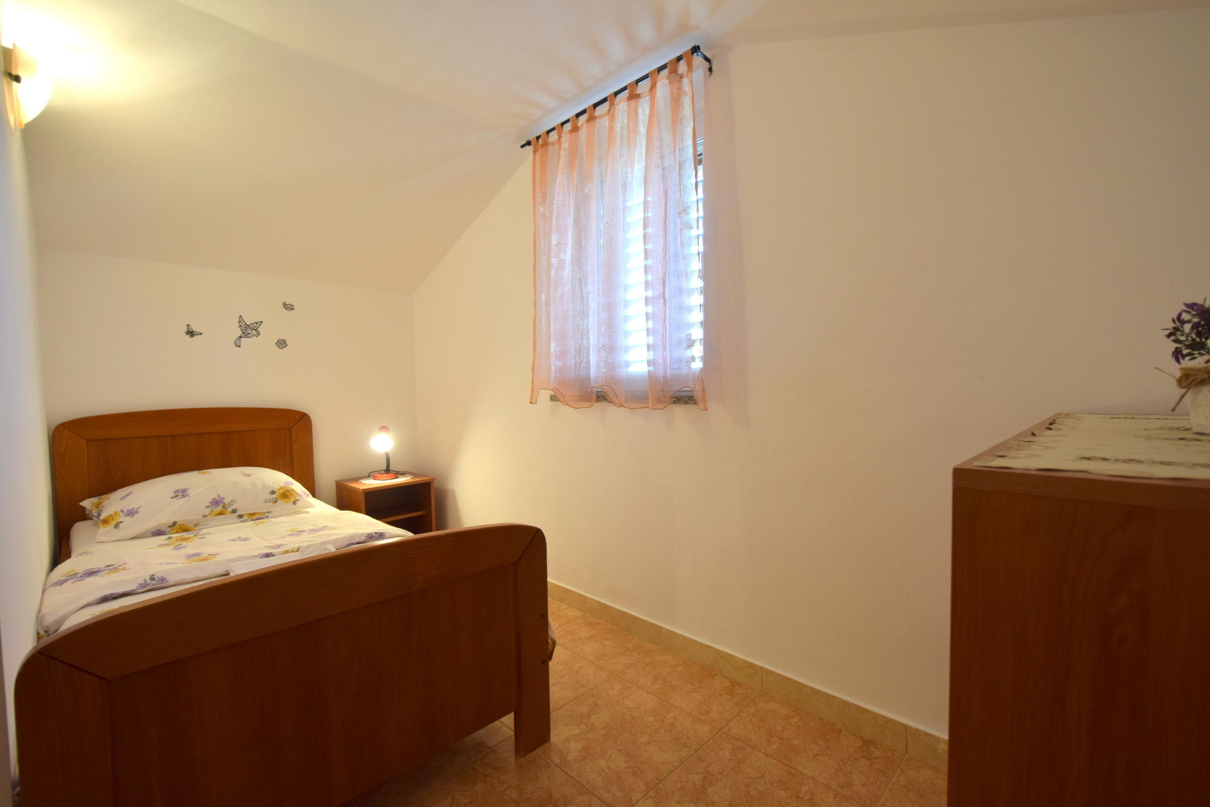 Three bedroom apartment with terrace and sea view Čižići, Krk  A-a