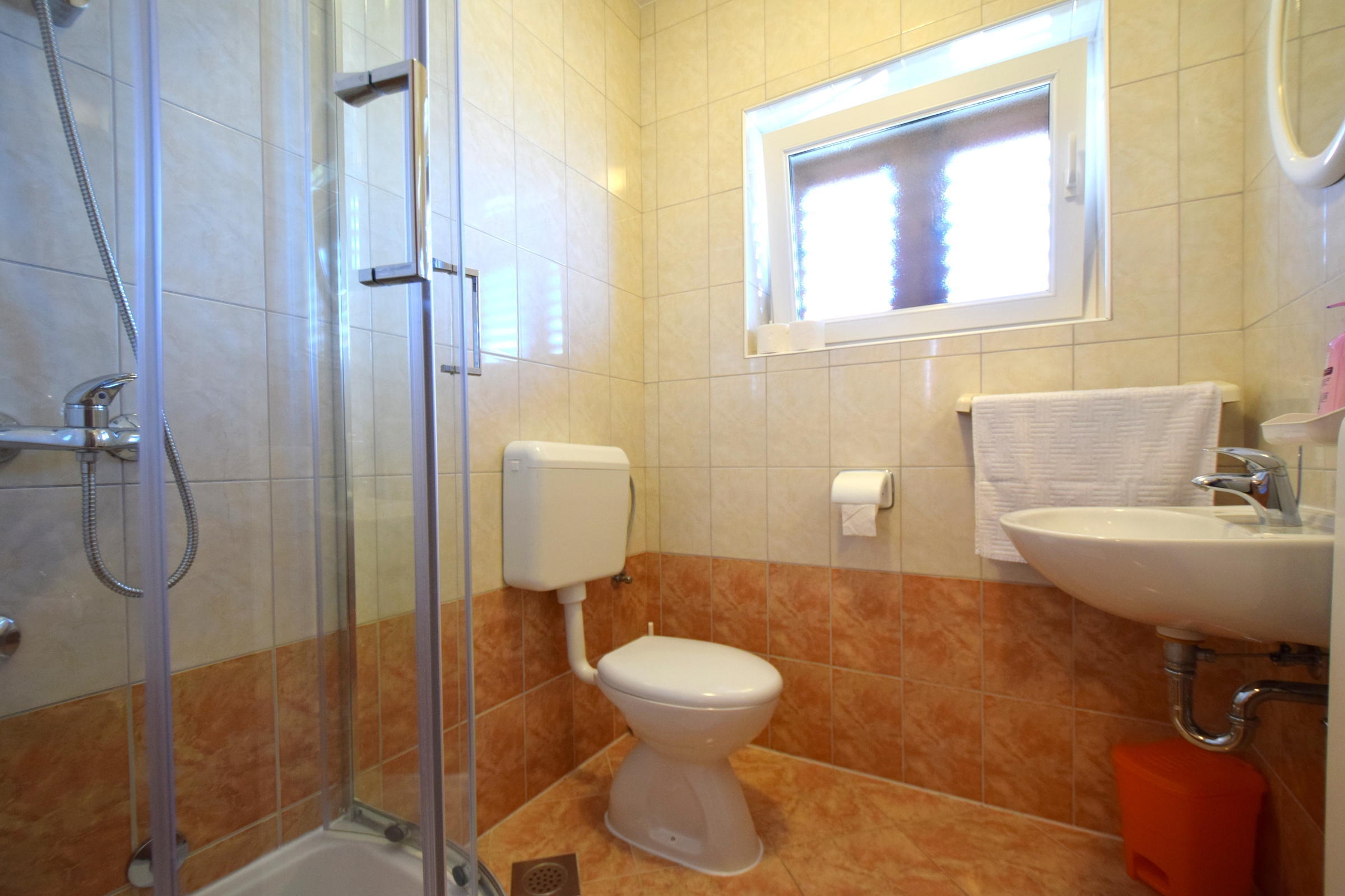 Two bedroom apartment with terrace and sea view Čižići, Krk  A-b